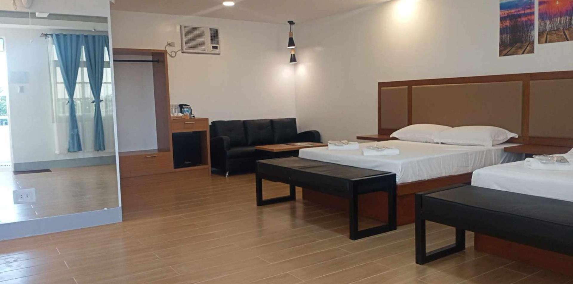 Superior Queen Room