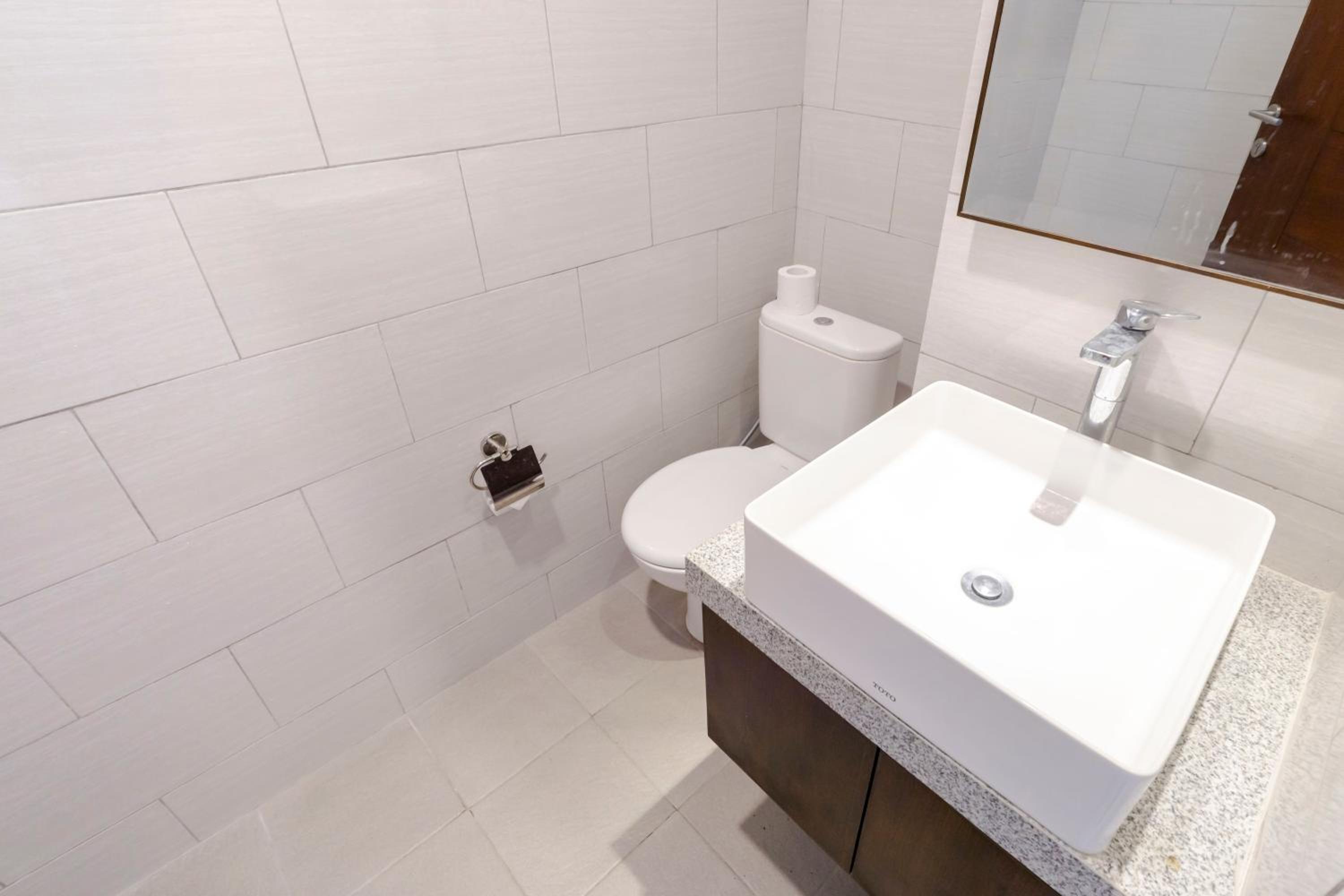 Deluxe Double Room - Photo 10