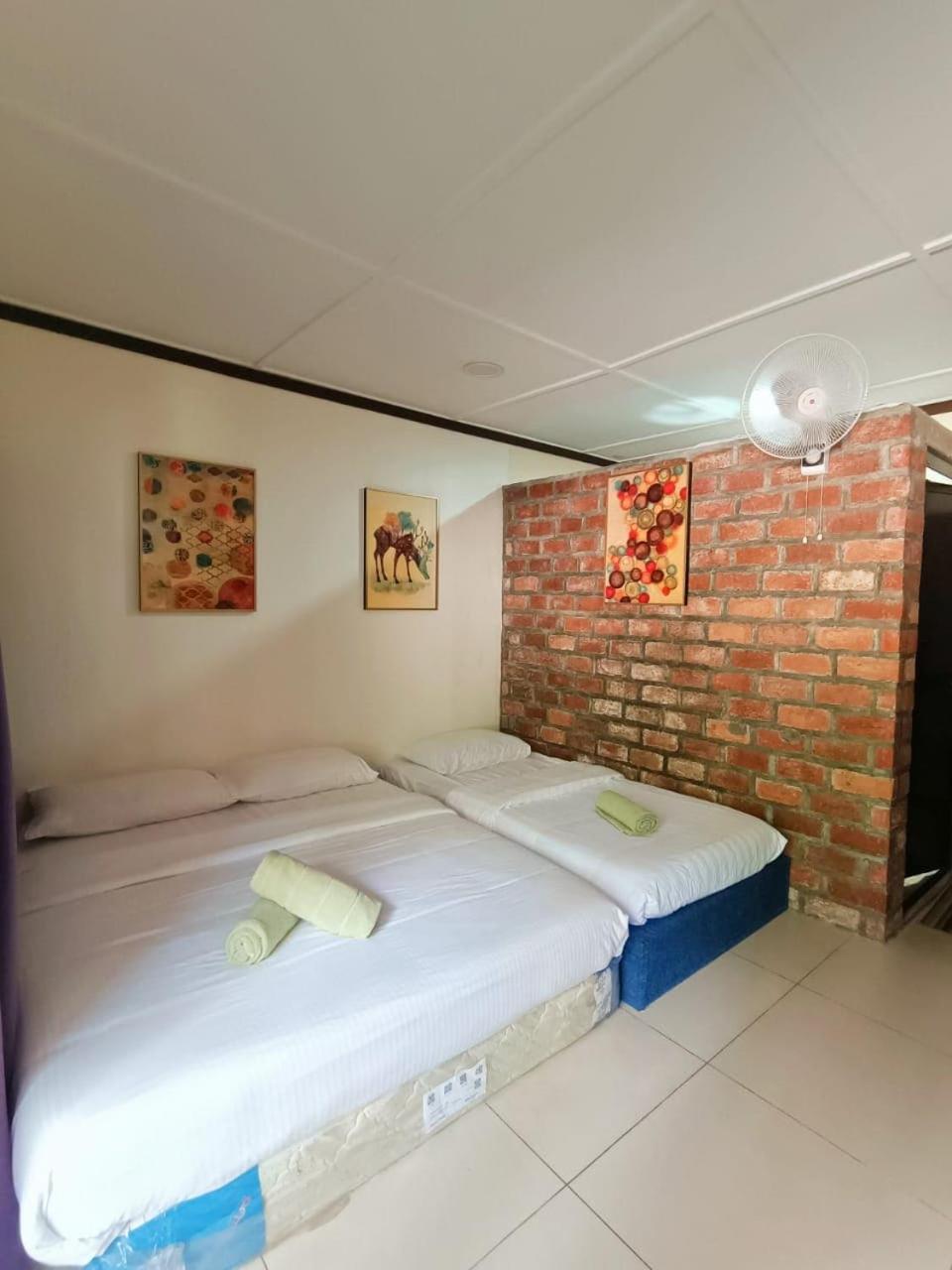 Deluxe Triple Room photo 2