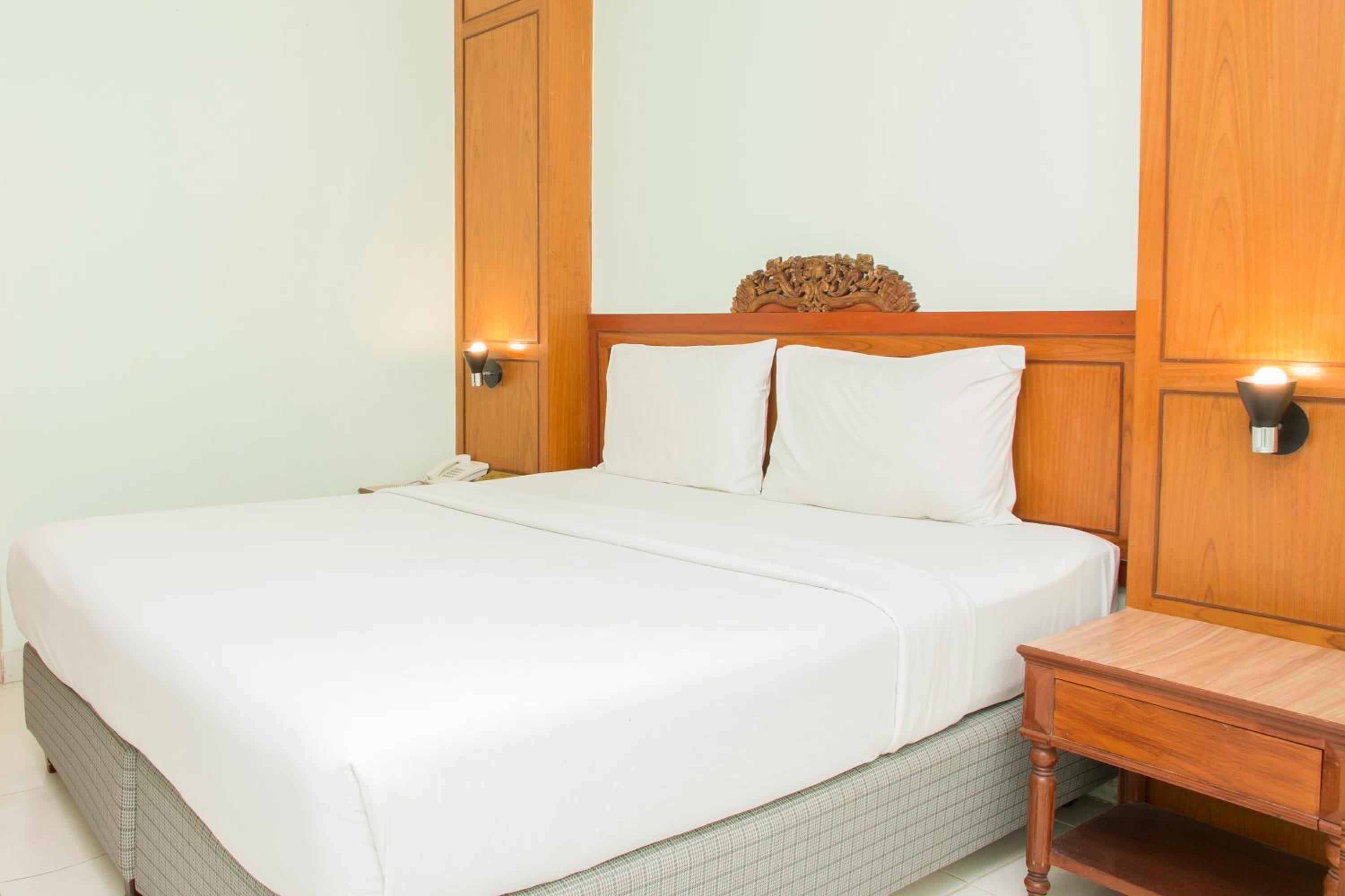 Standard Double Room - Photo 6
