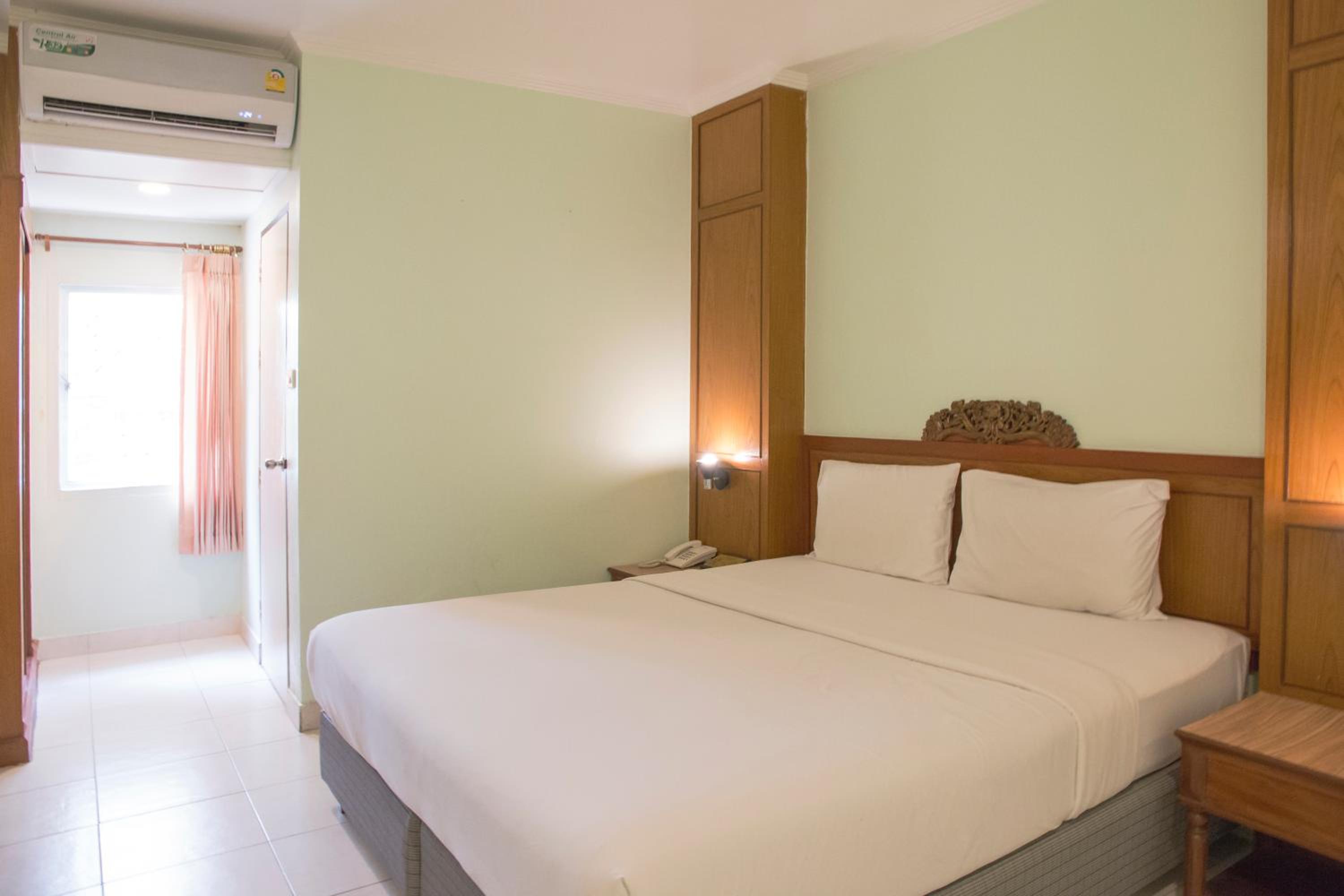 Standard Double Room - Photo 2