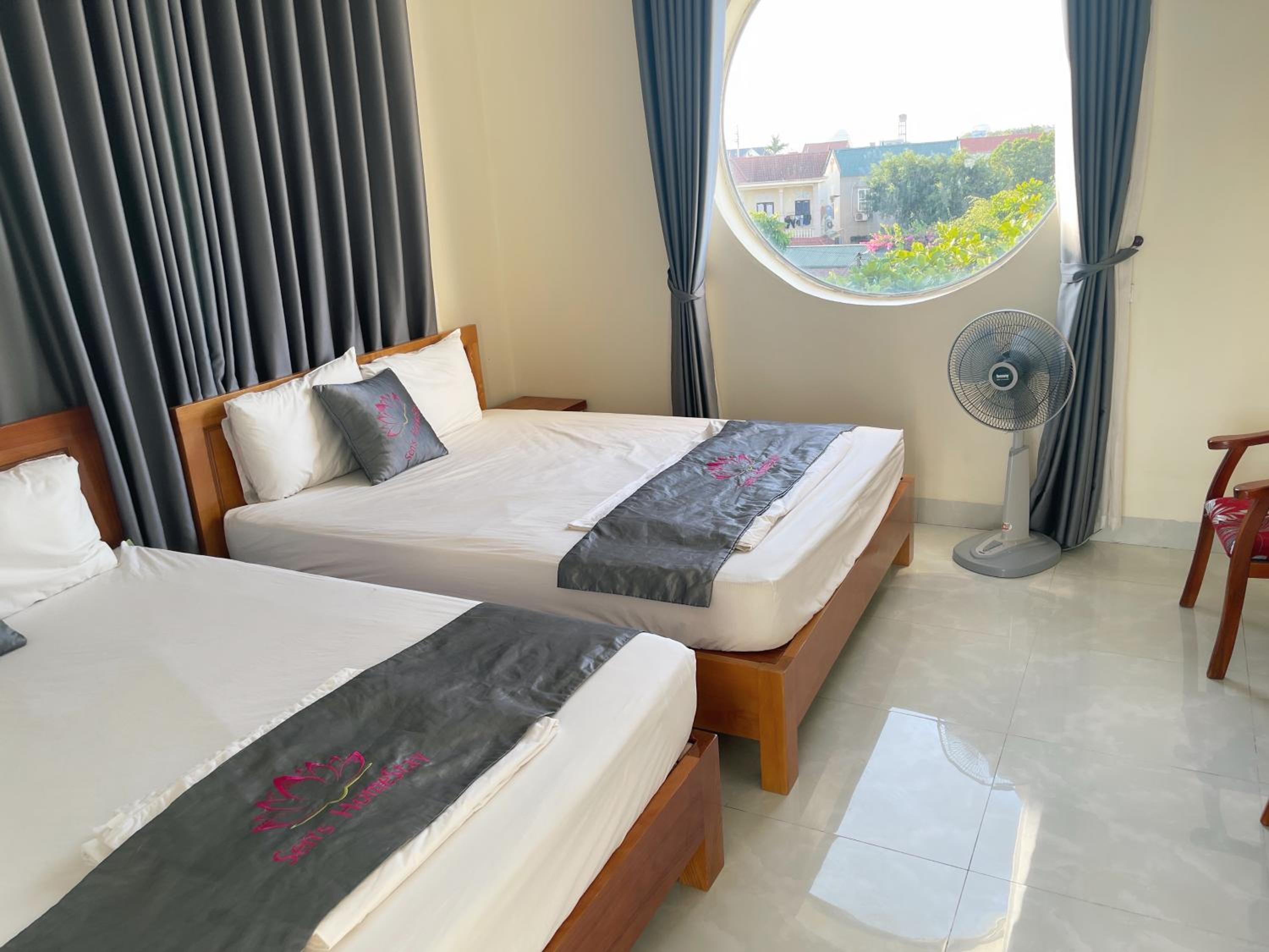 Quadruple Room with Balcony