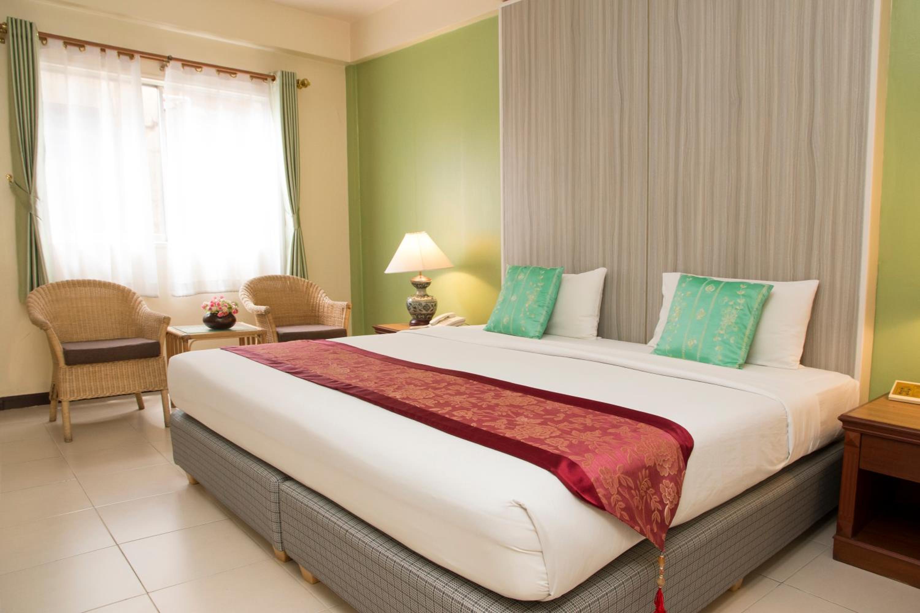 Deluxe Double Room - Photo 1