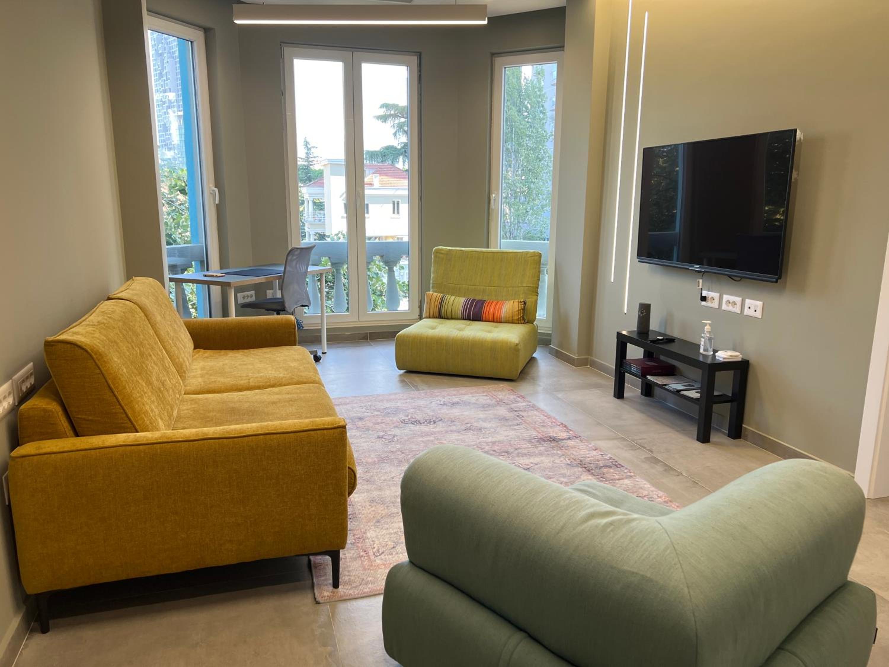 One-Bedroom Apartment