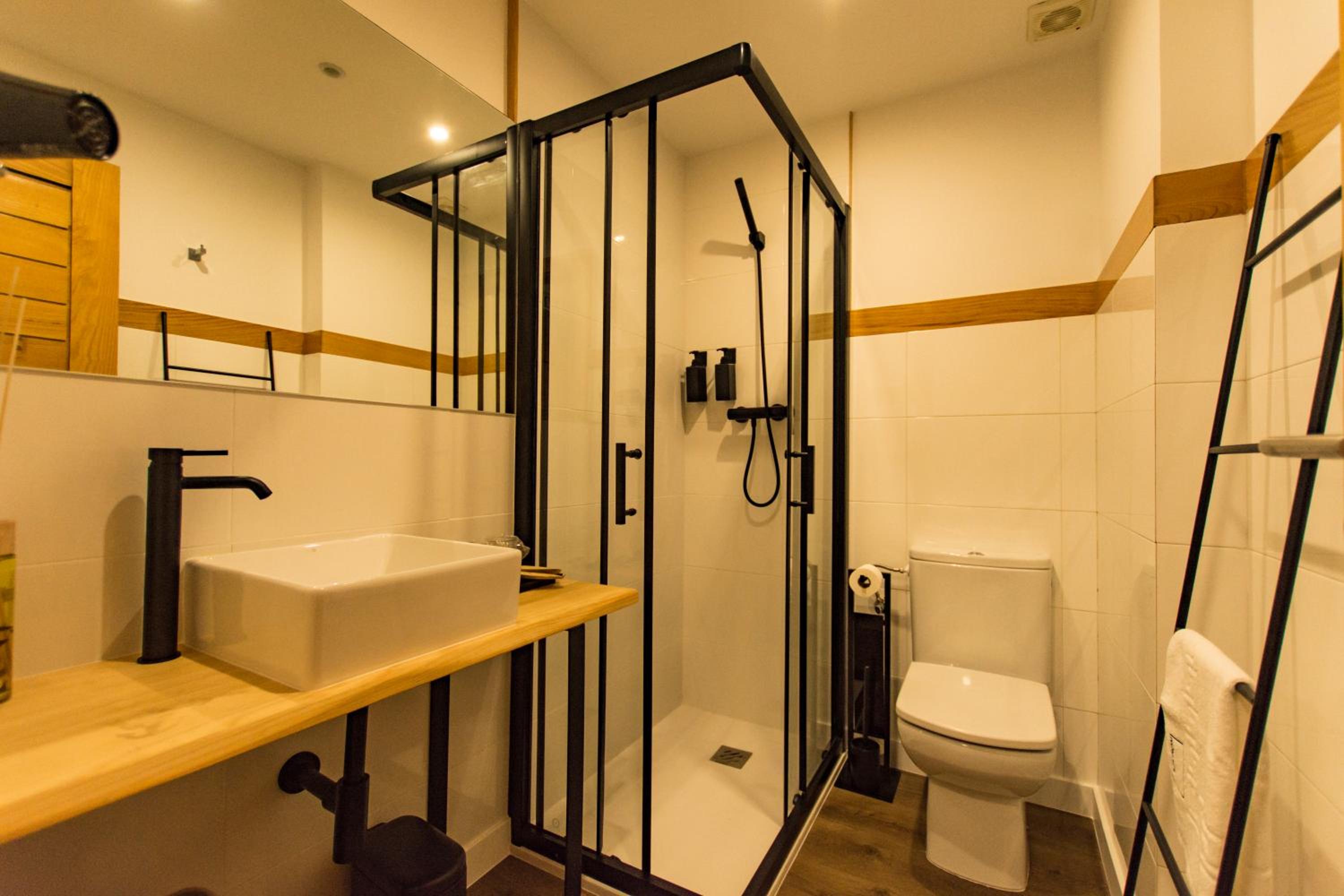 Superior Triple Room - Photo 8