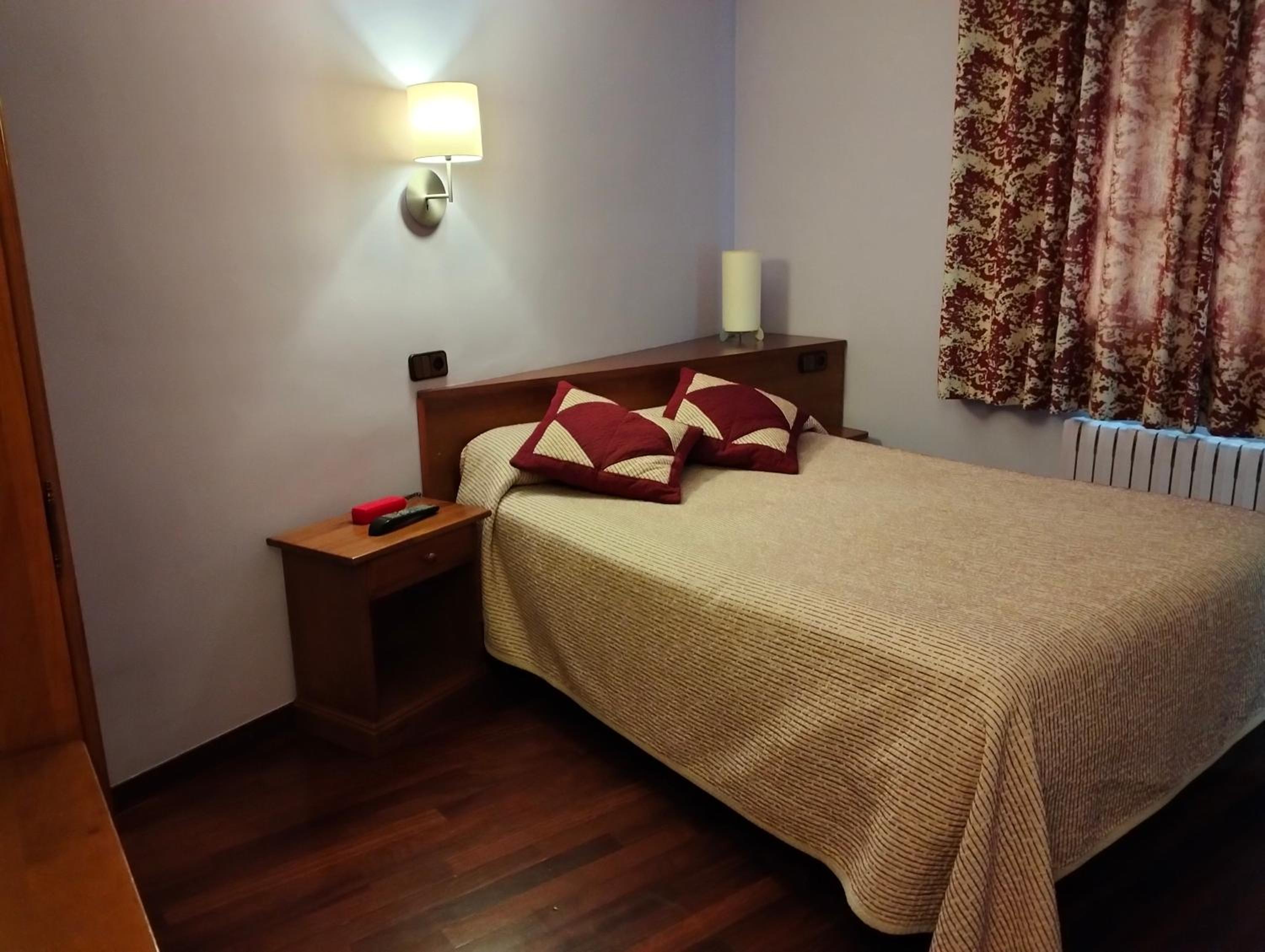 Single Room - Interior photo 2