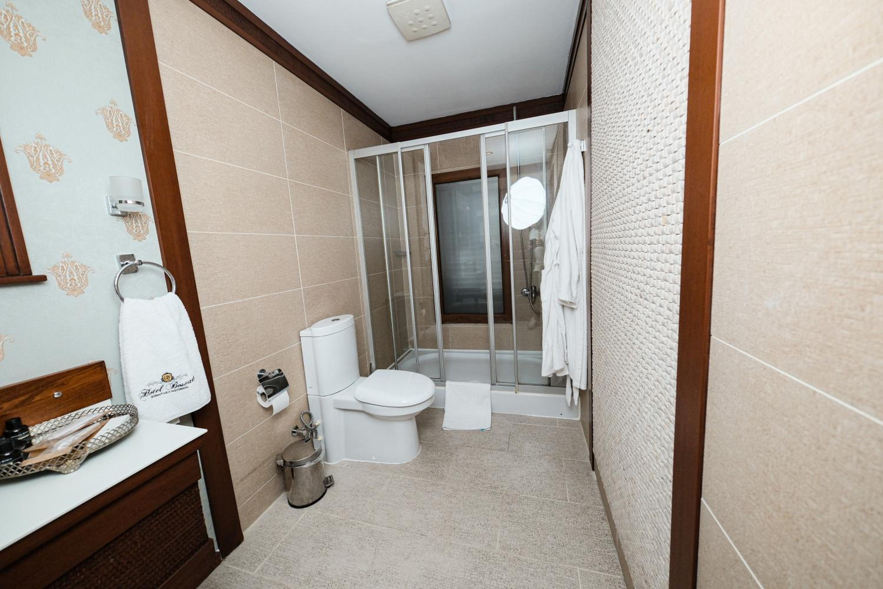 Standard Double Room - Photo 4