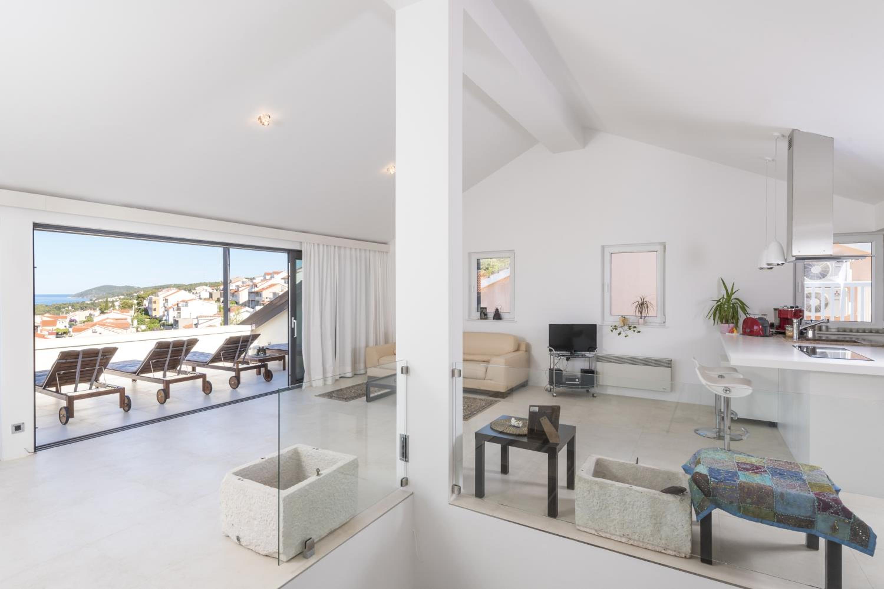Two-Bedroom Apartment with Sea View photo 1