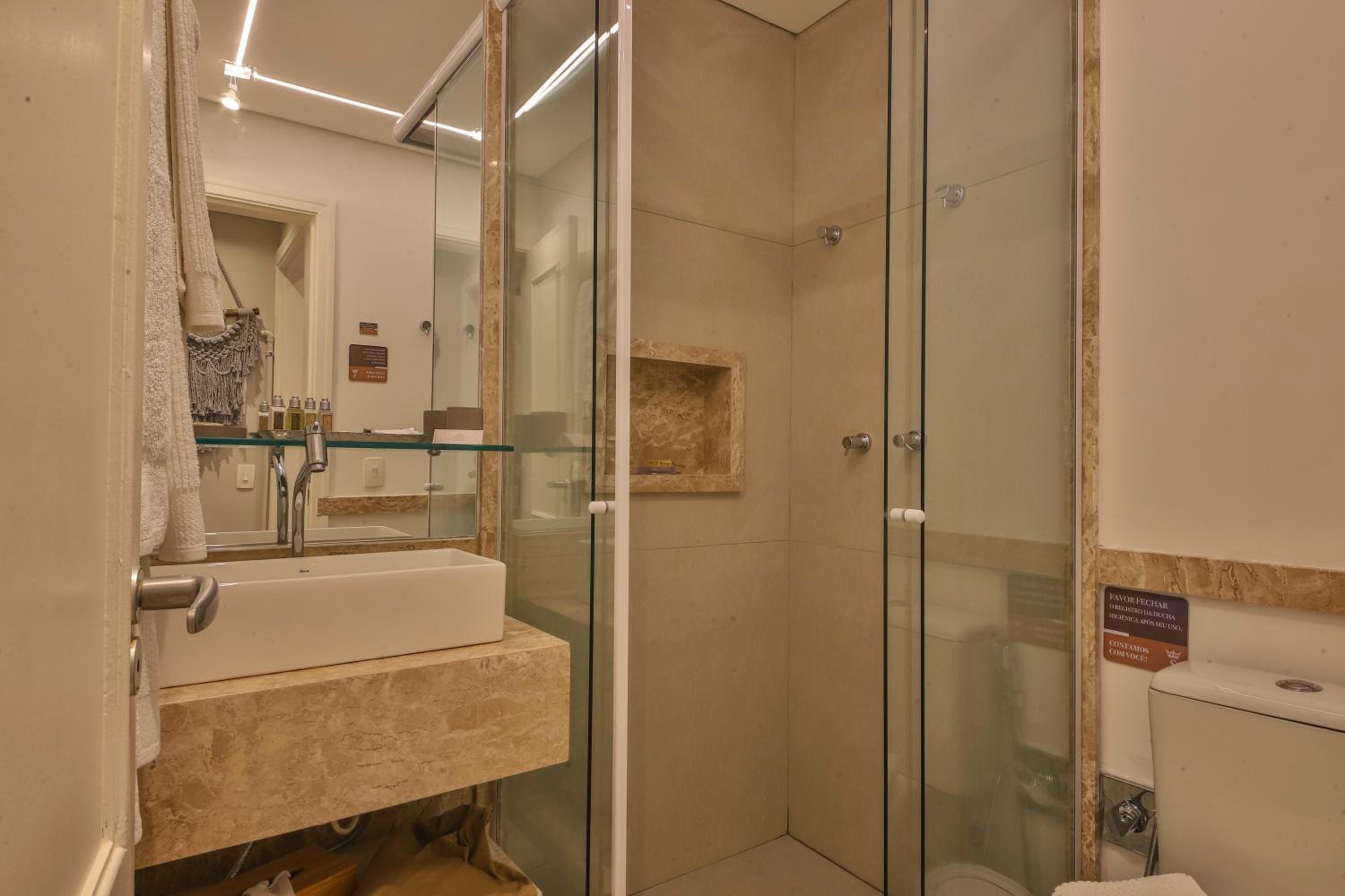 Comfort Deluxe Suite photo 2