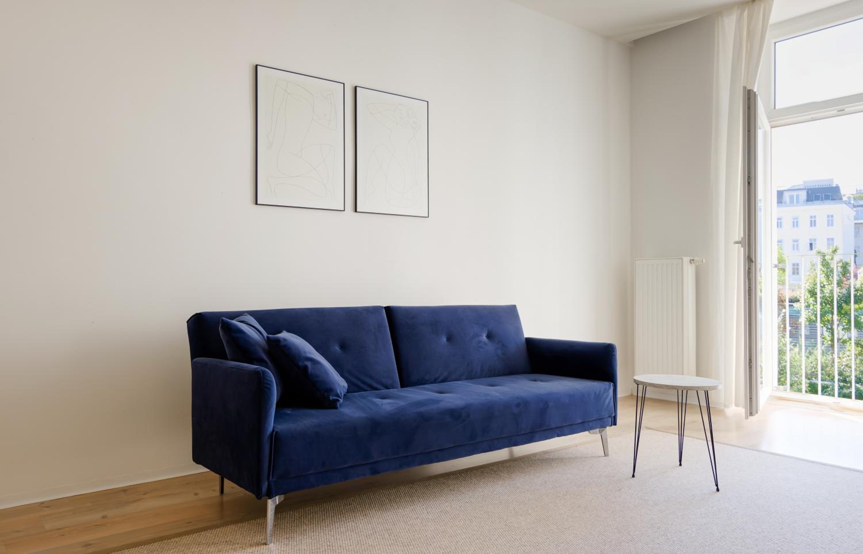 One-Bedroom Apartment