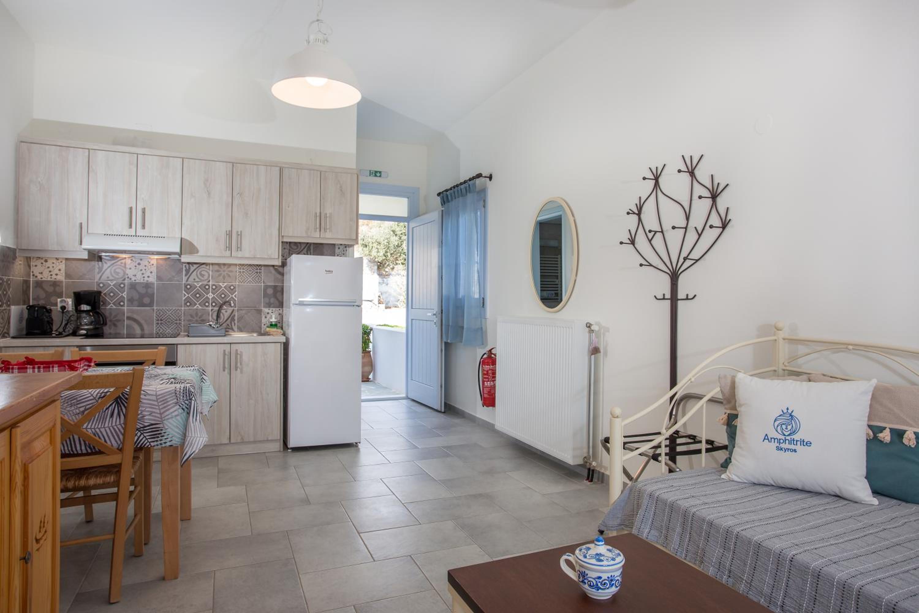 Maisonette photo 3