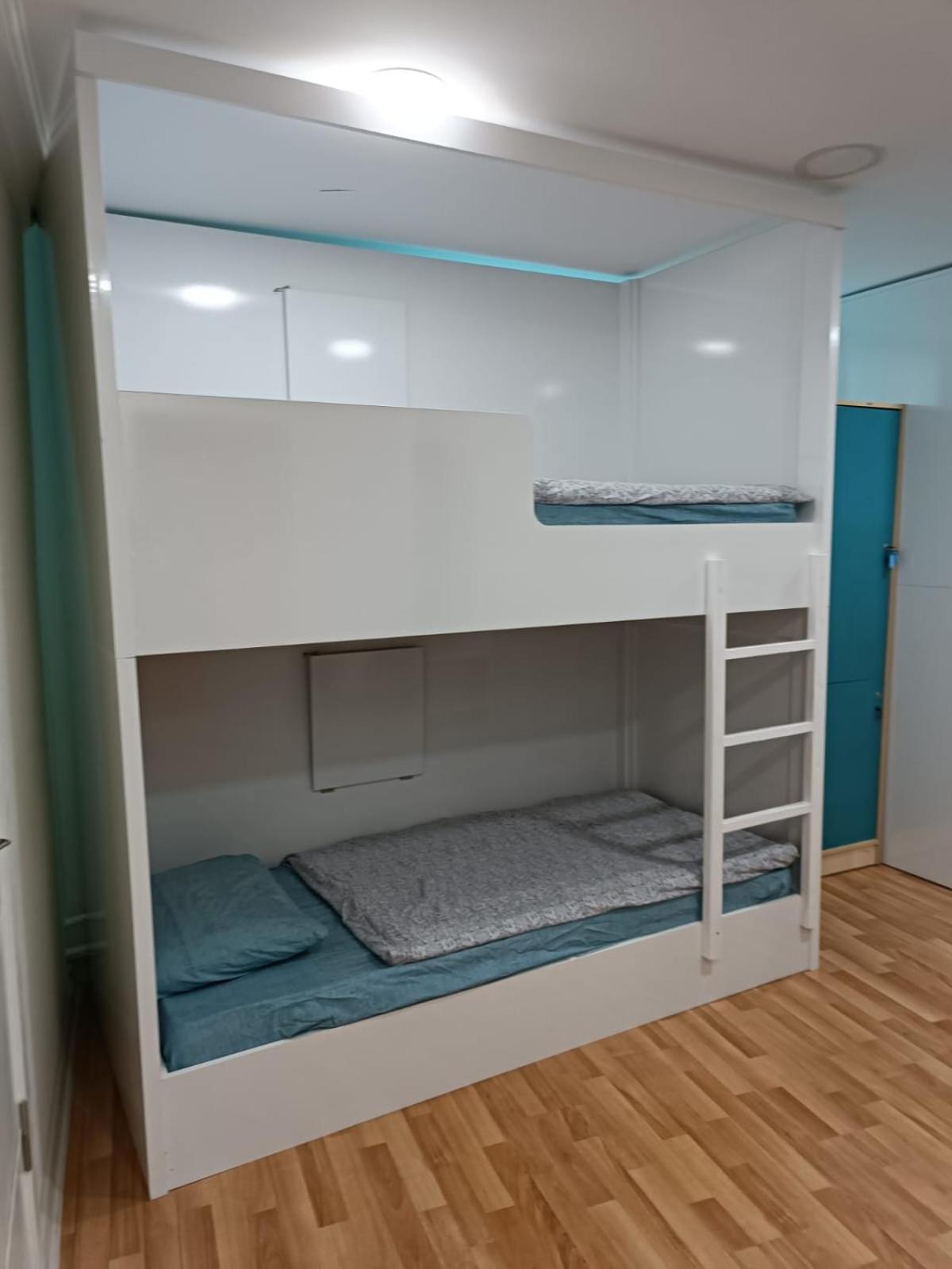 Single Bed in Mixed Dormitory Room photo 1