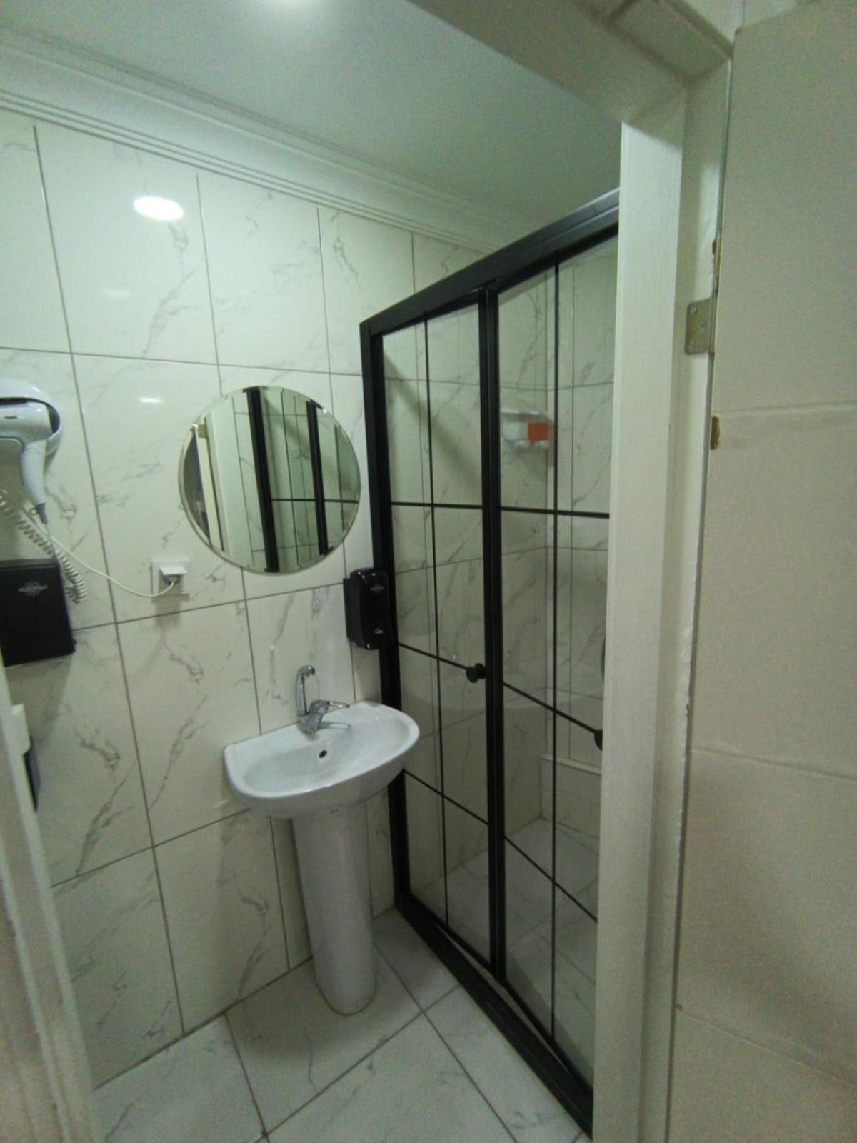 Single Bed in Mixed Dormitory Room photo 3