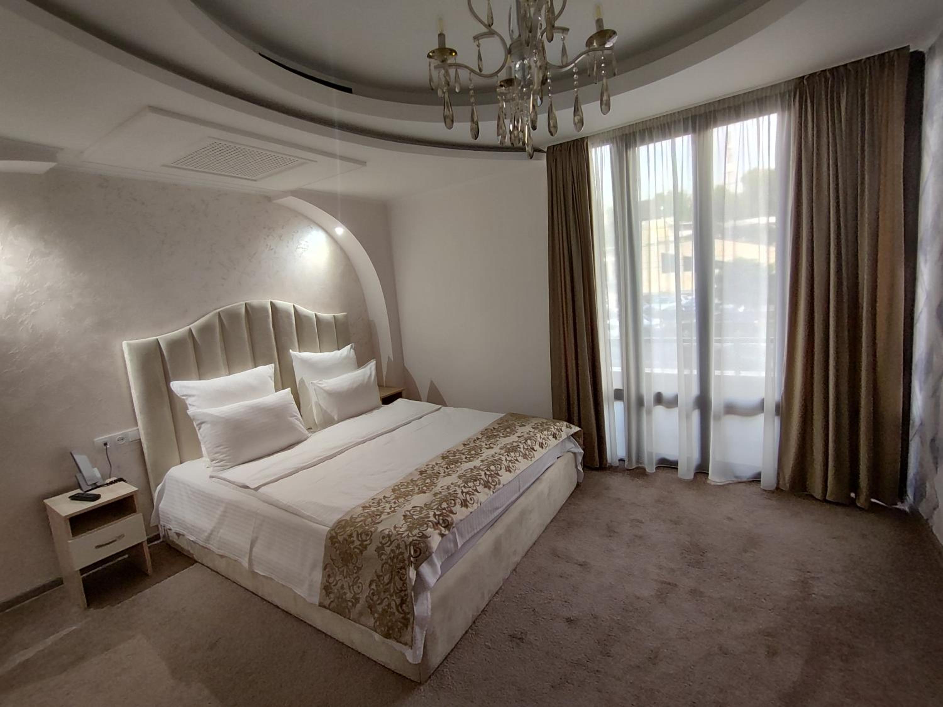 Triple Room with Balcony