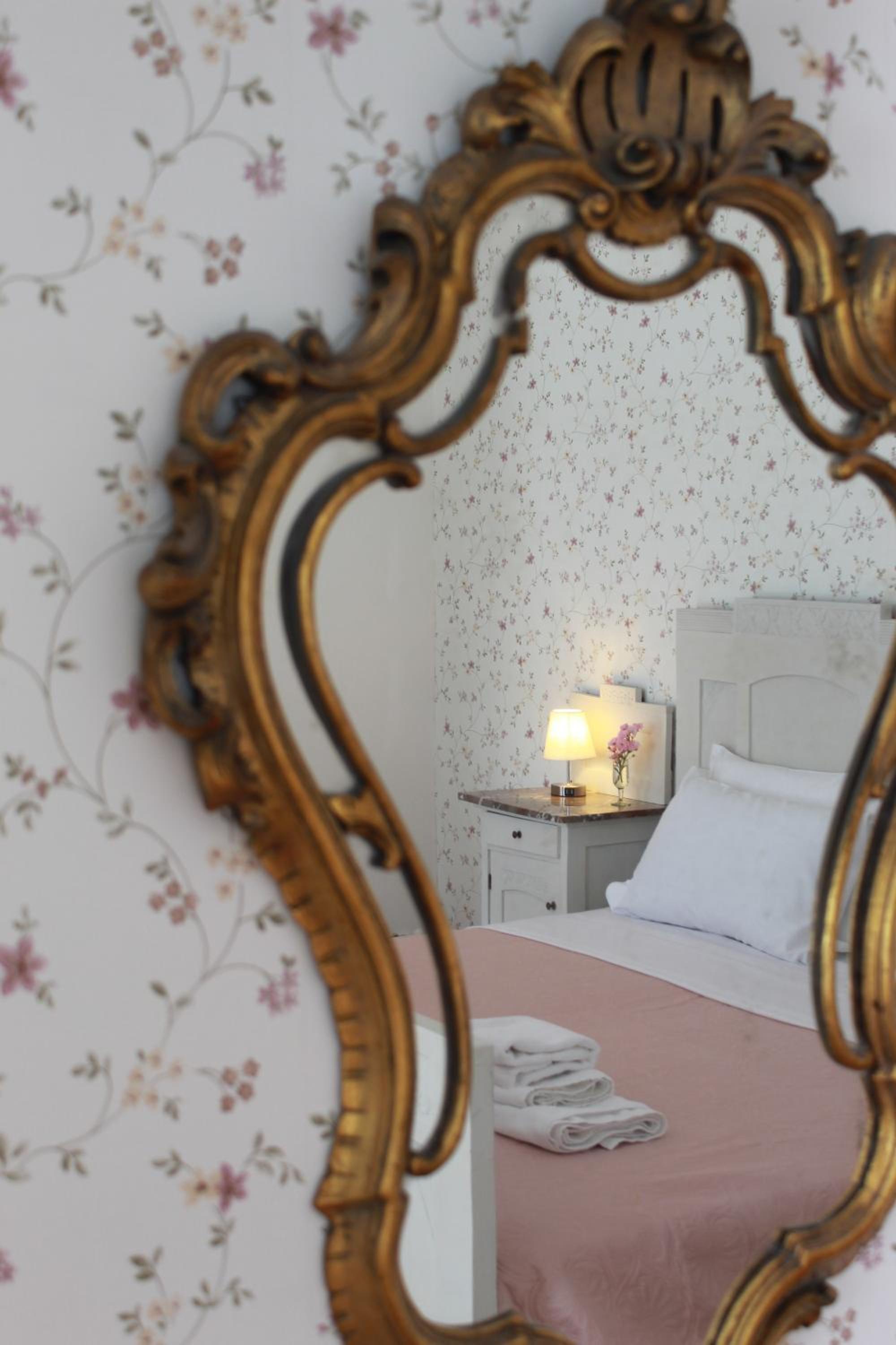 King Room with Spa Bath