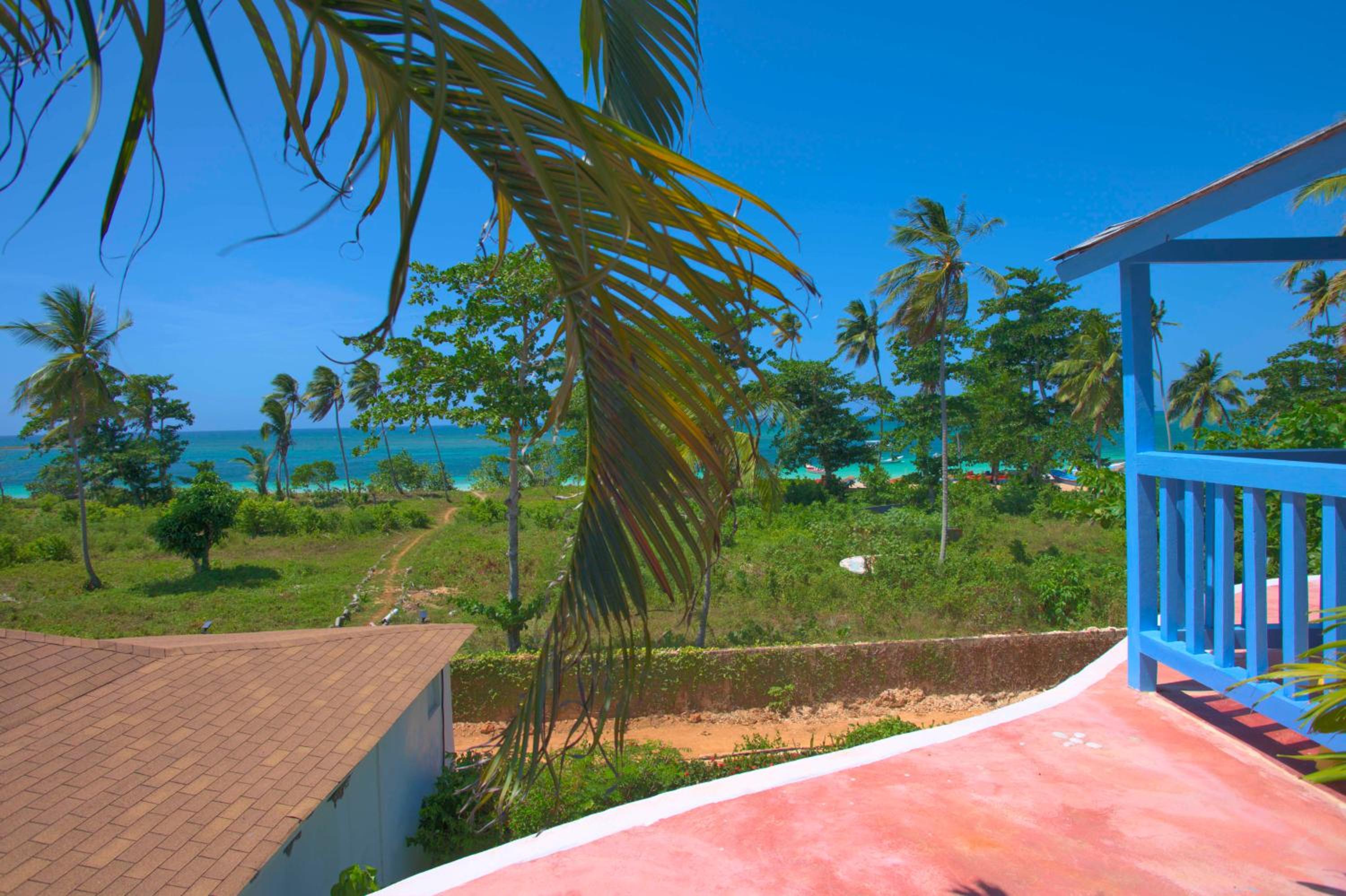Studio with Ocean View (4 Adults) photo 2