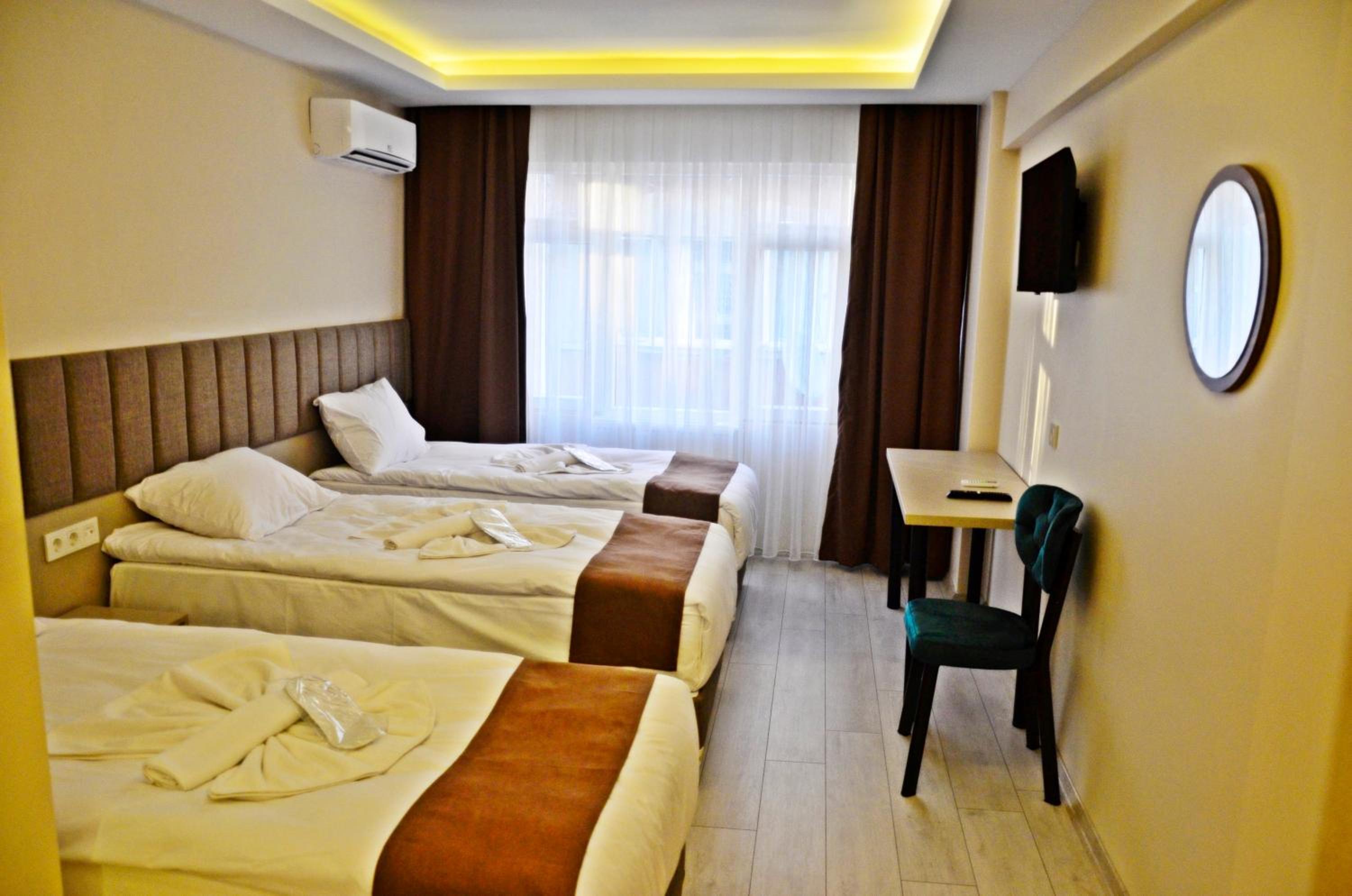 Standard Triple Room photo 1