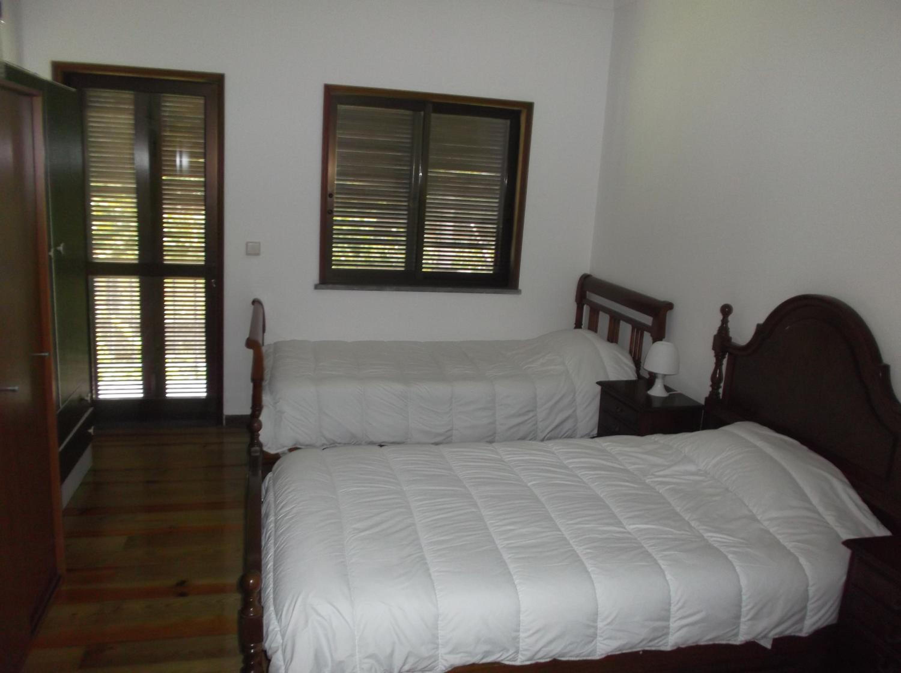 Triple Room with Balcony - Photo 4