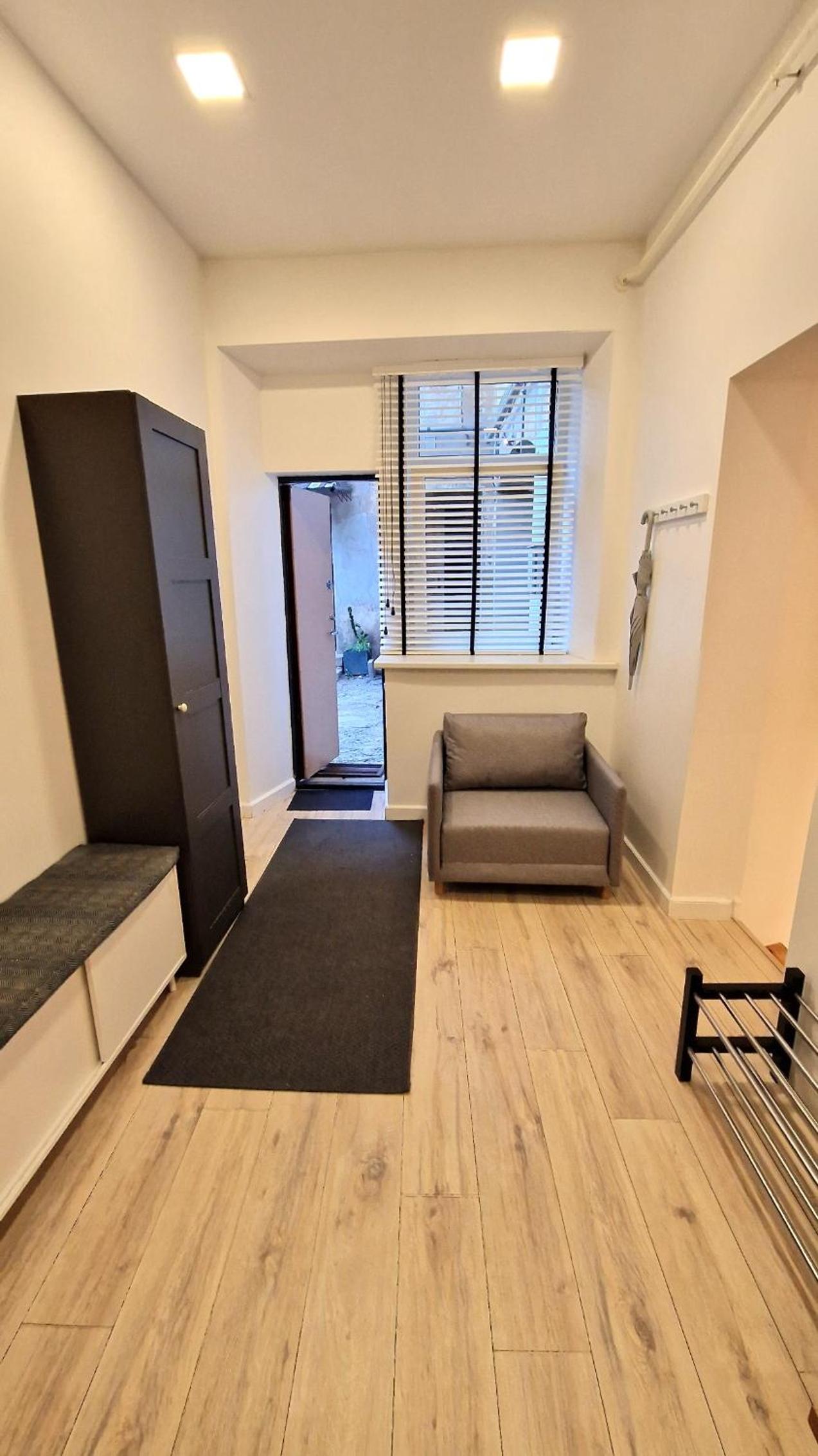 Apartment - Photo 34