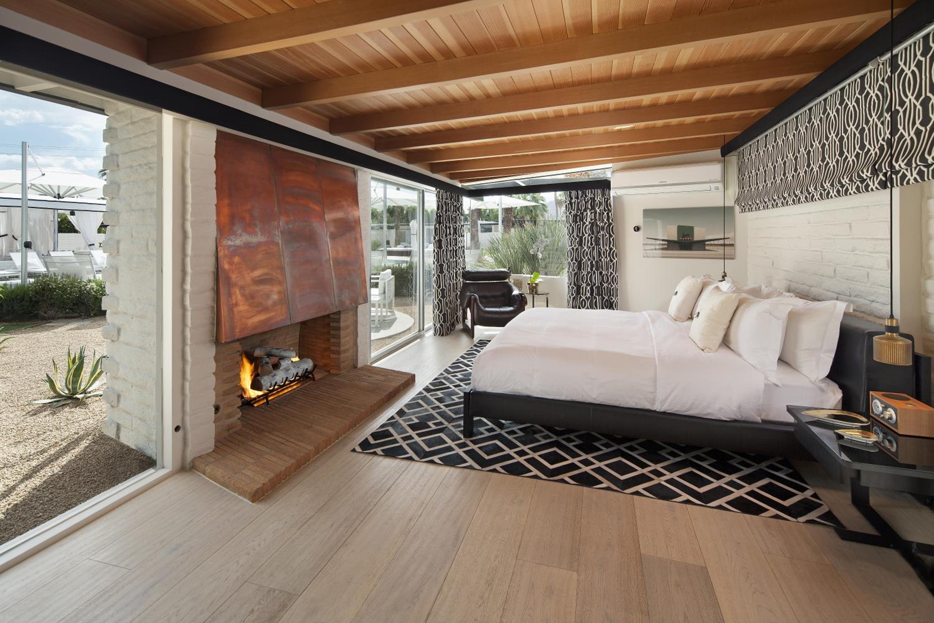 Fire Place Suite
