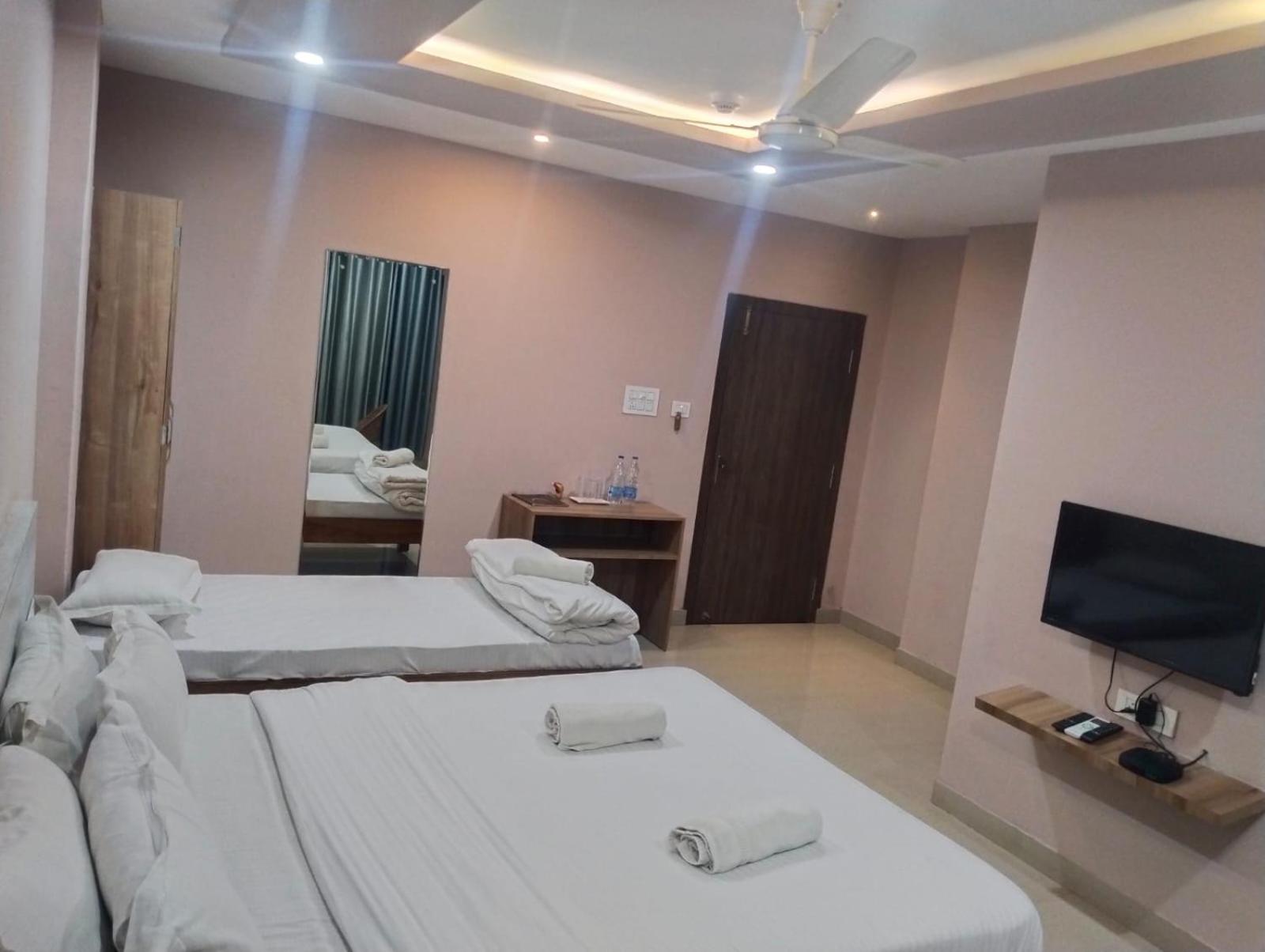 Deluxe Triple Room - Photo 1