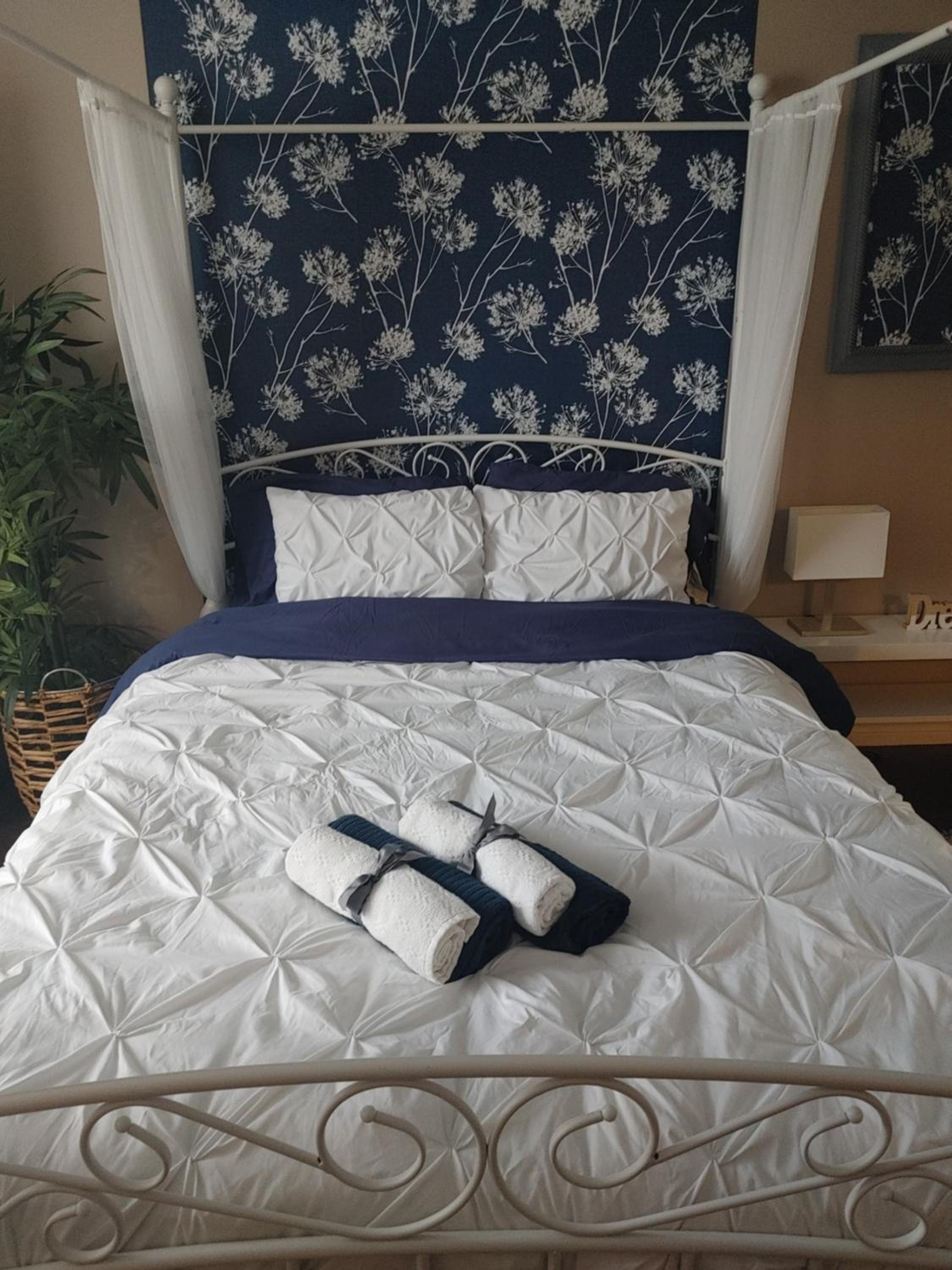 Deluxe Queen Suite
