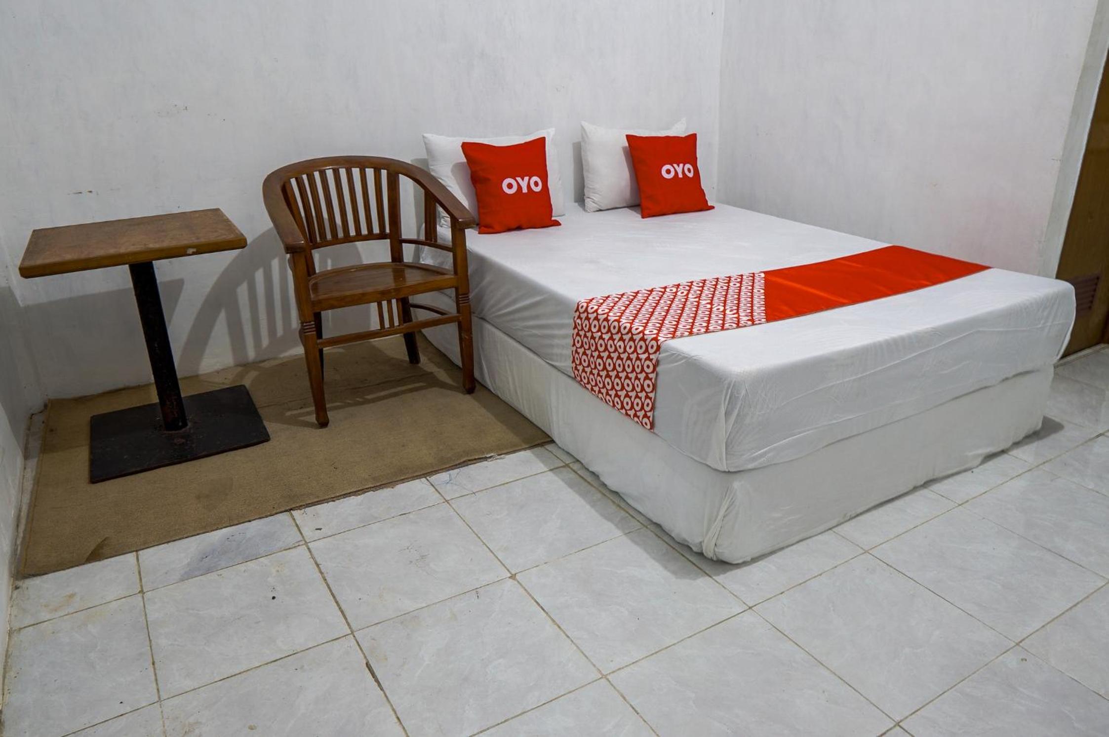 Economy Double Room photo 2