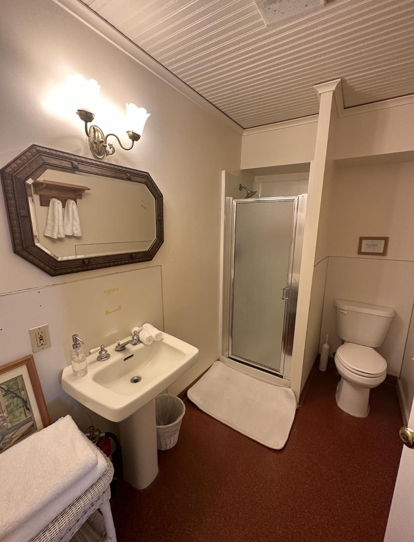 Budget Single Room photo 2