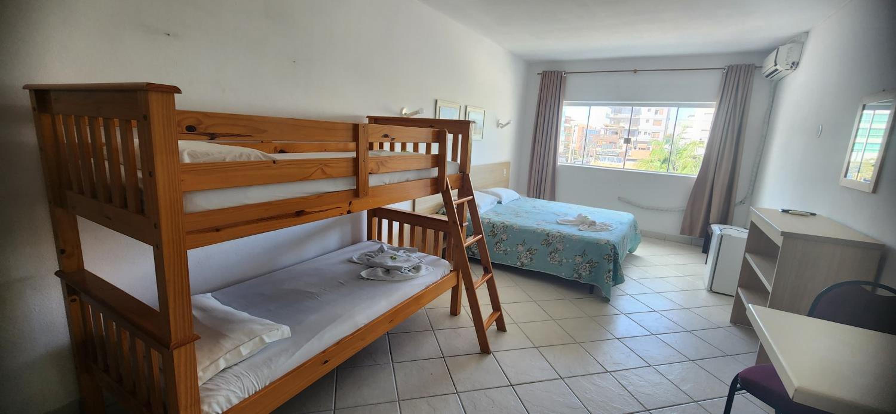 Superior Quadruple Room photo 3