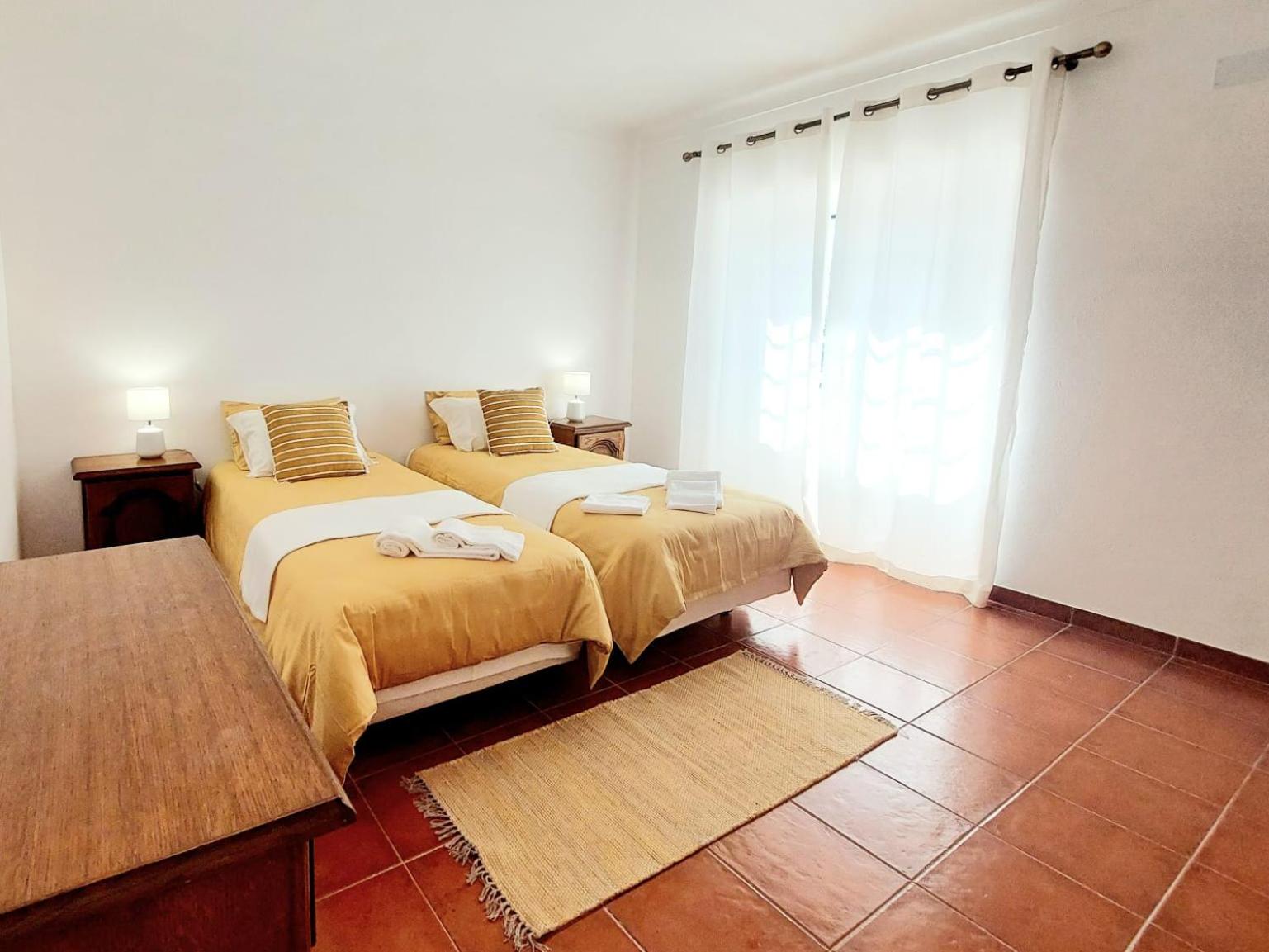 Large Double or Twin Room photo 1