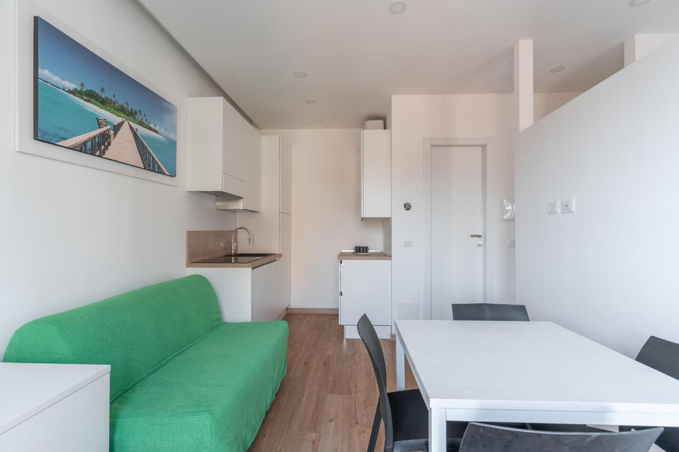 One-Bedroom Apartment