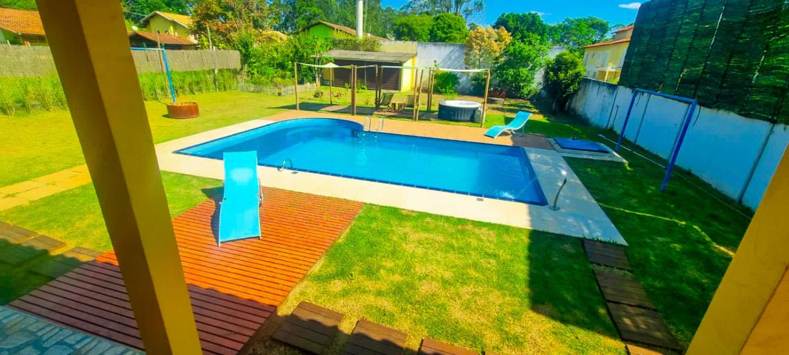 Three-Bedroom House photo 2