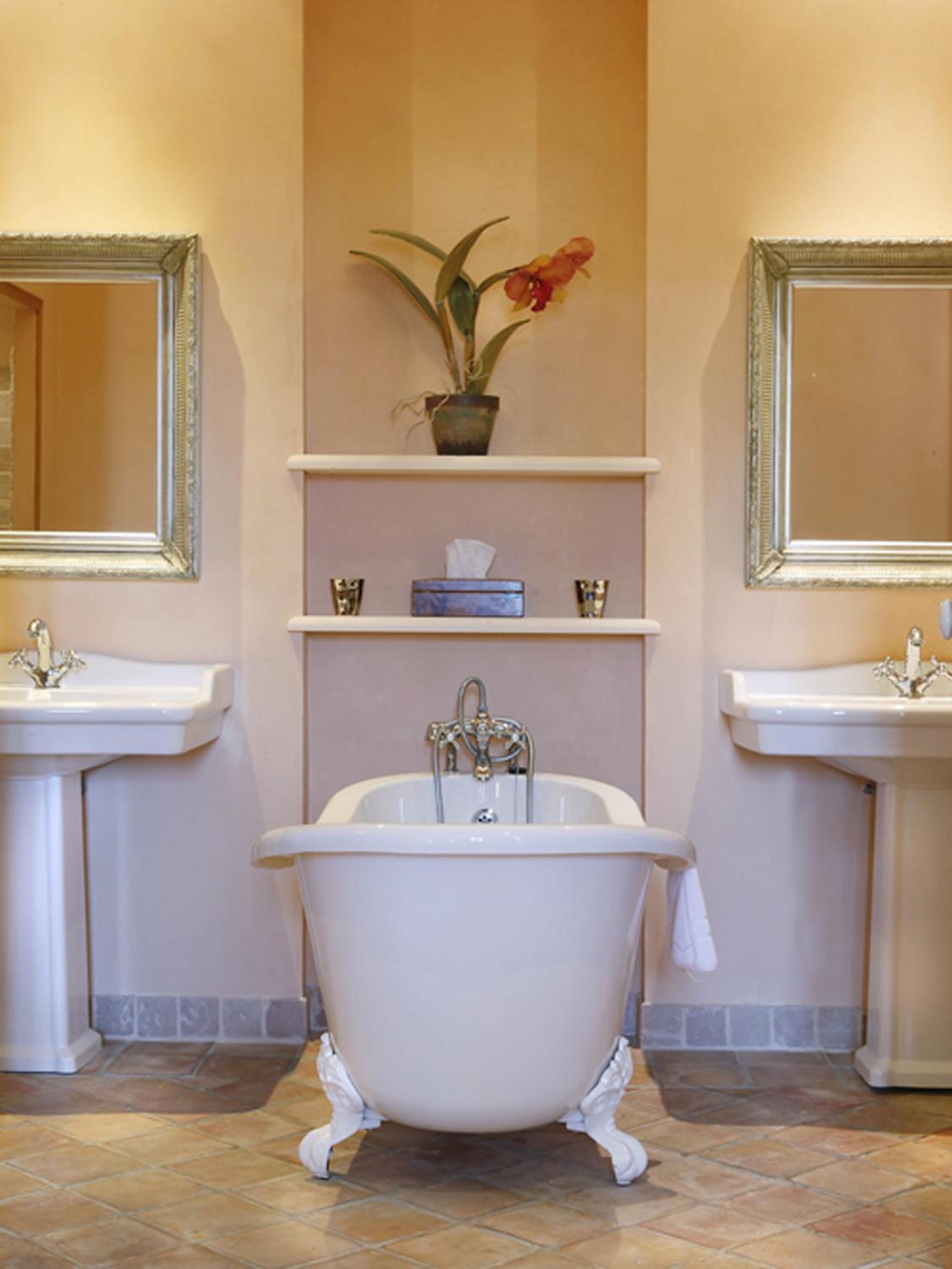 Superior Queen Room - Photo 9