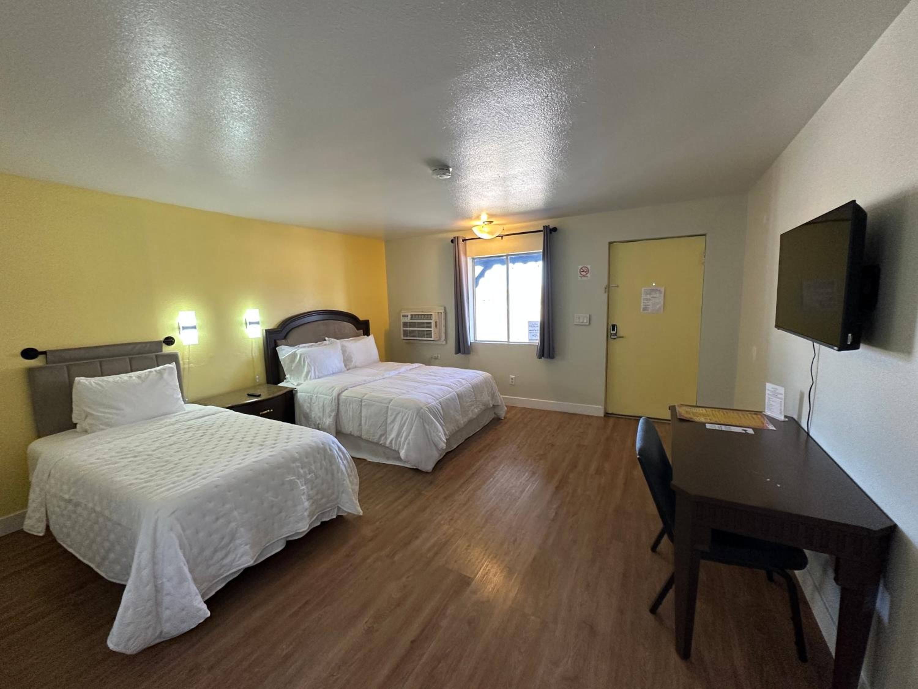 Triple Room - Photo 1