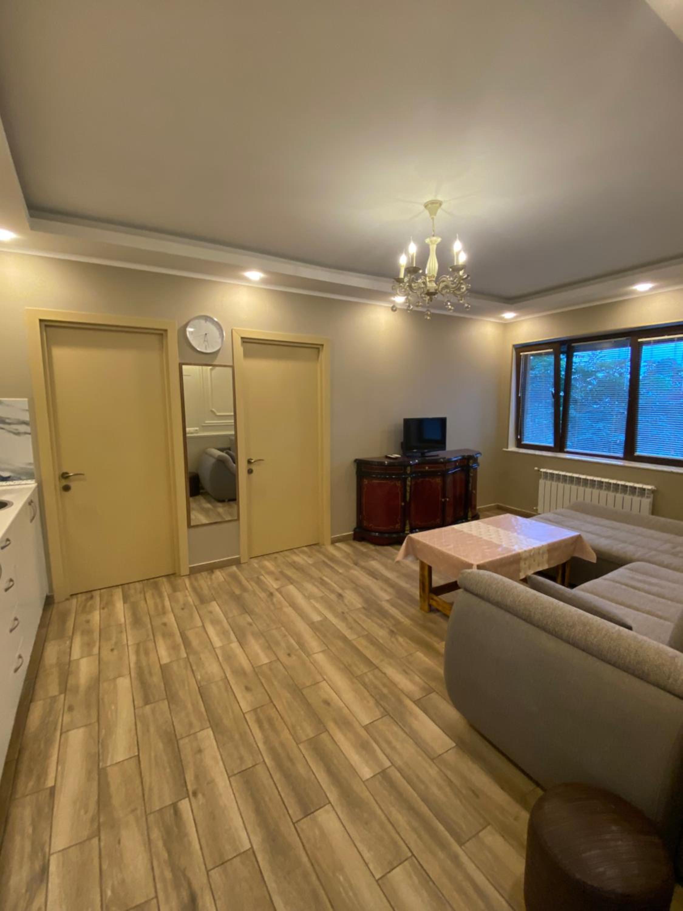 Apartment photo 1
