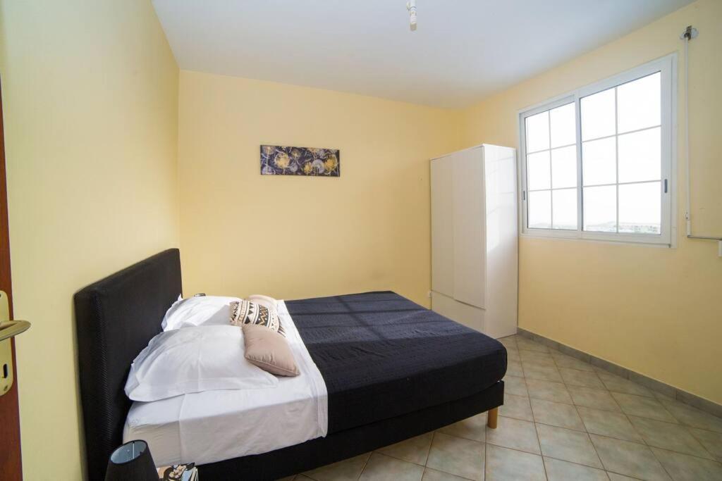 Three-Bedroom Apartment photo 2