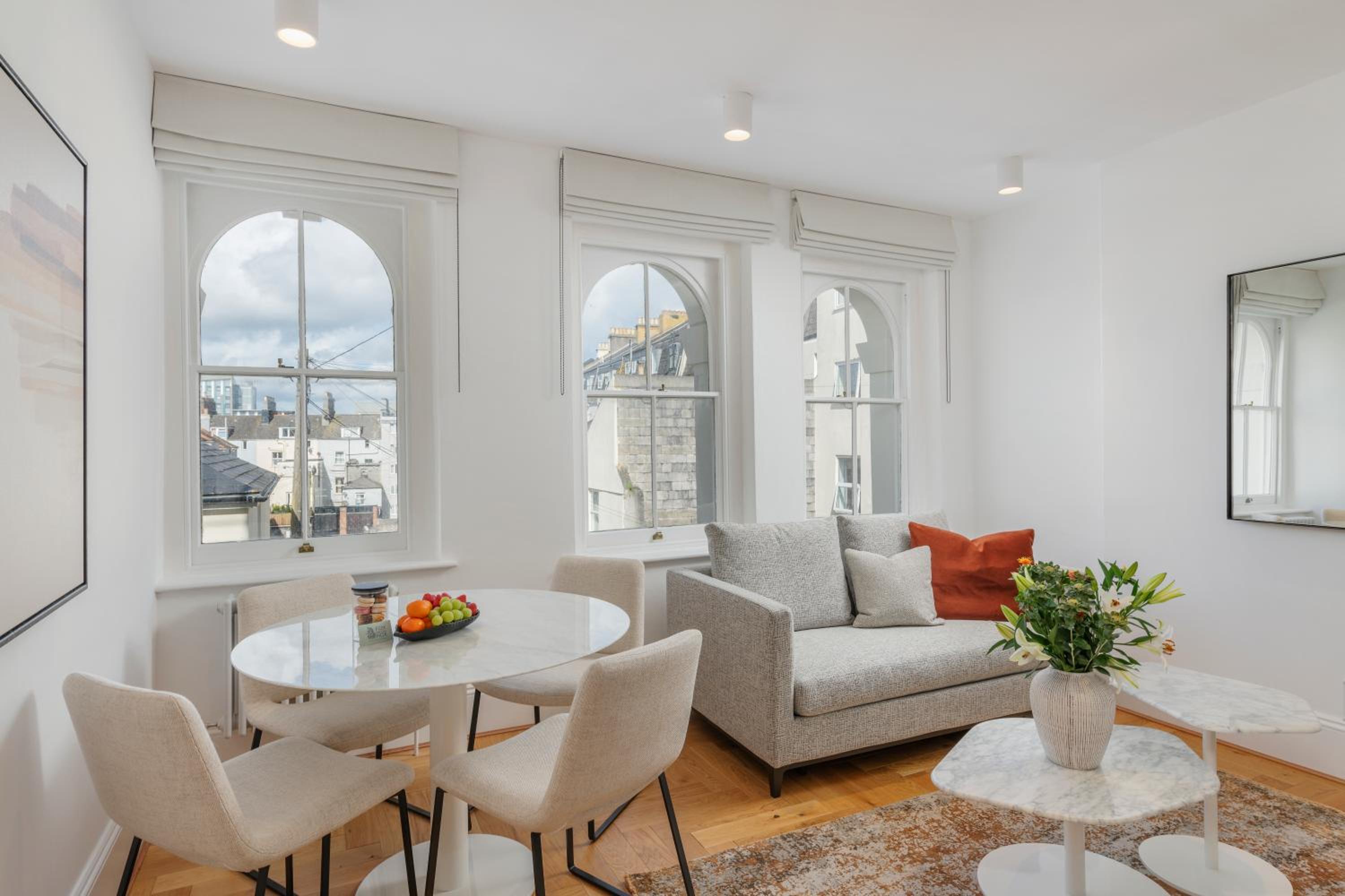 One-Bedroom Apartment - Photo 16