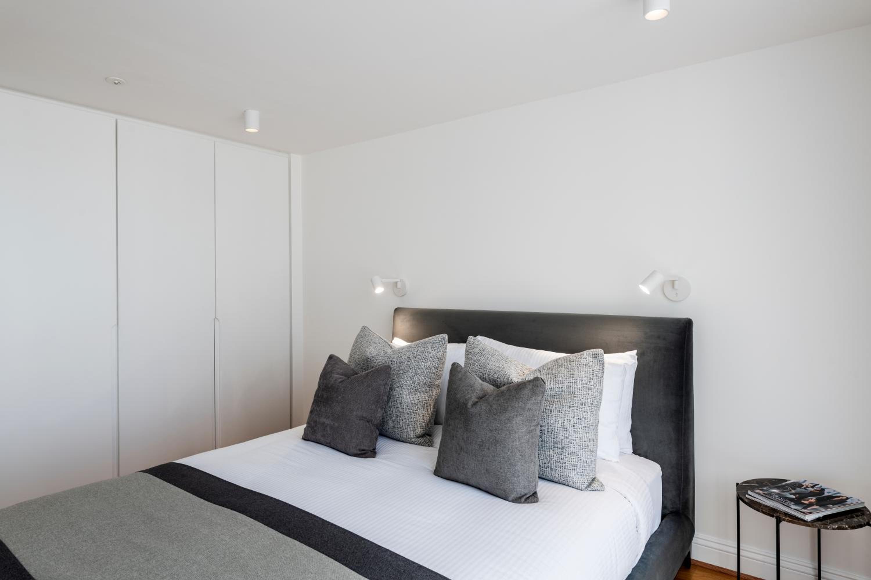 One-Bedroom Apartment - Photo 20