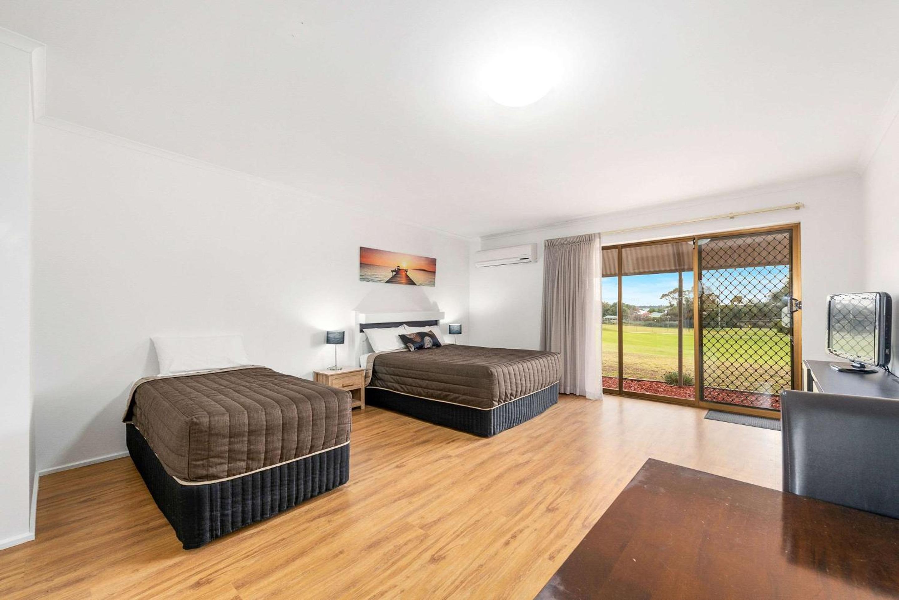 Standard Studio with Queen and Single Bed