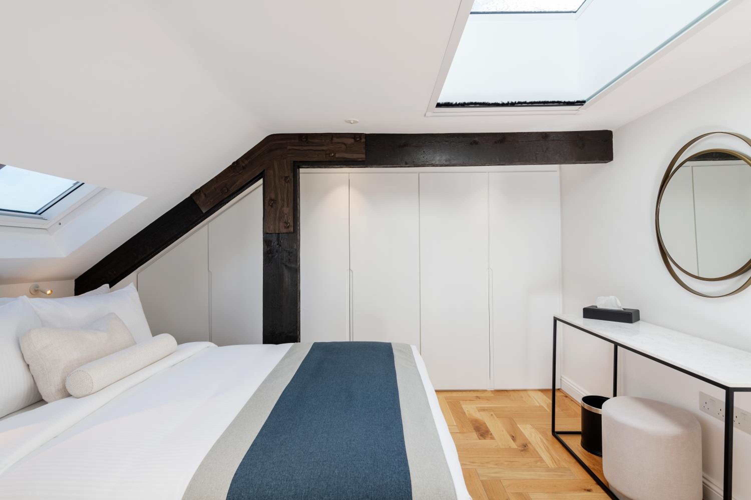 Penthouse Apartment - Photo 10