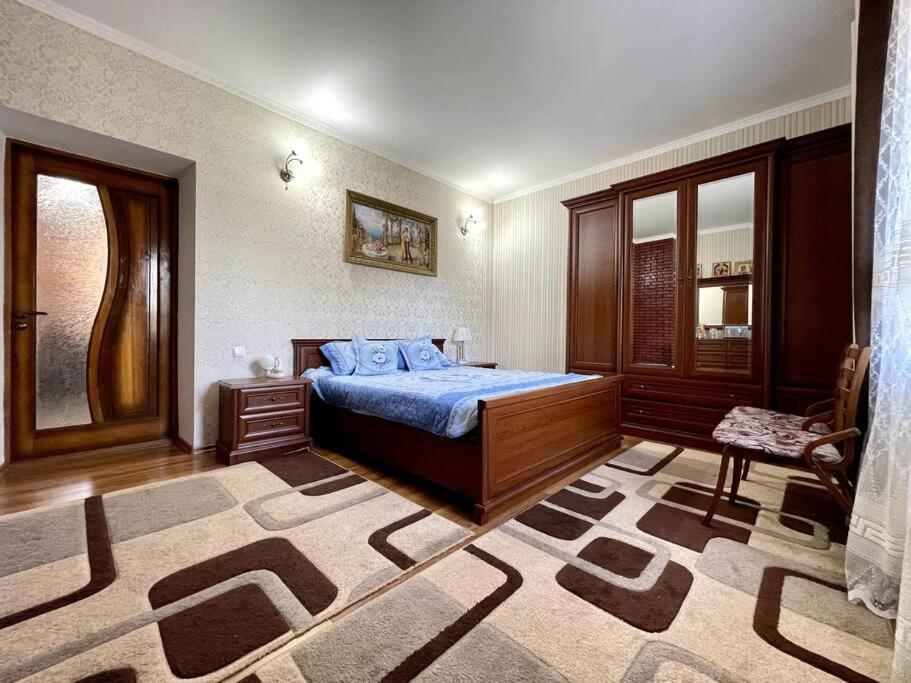 Three-Bedroom Villa photo 1