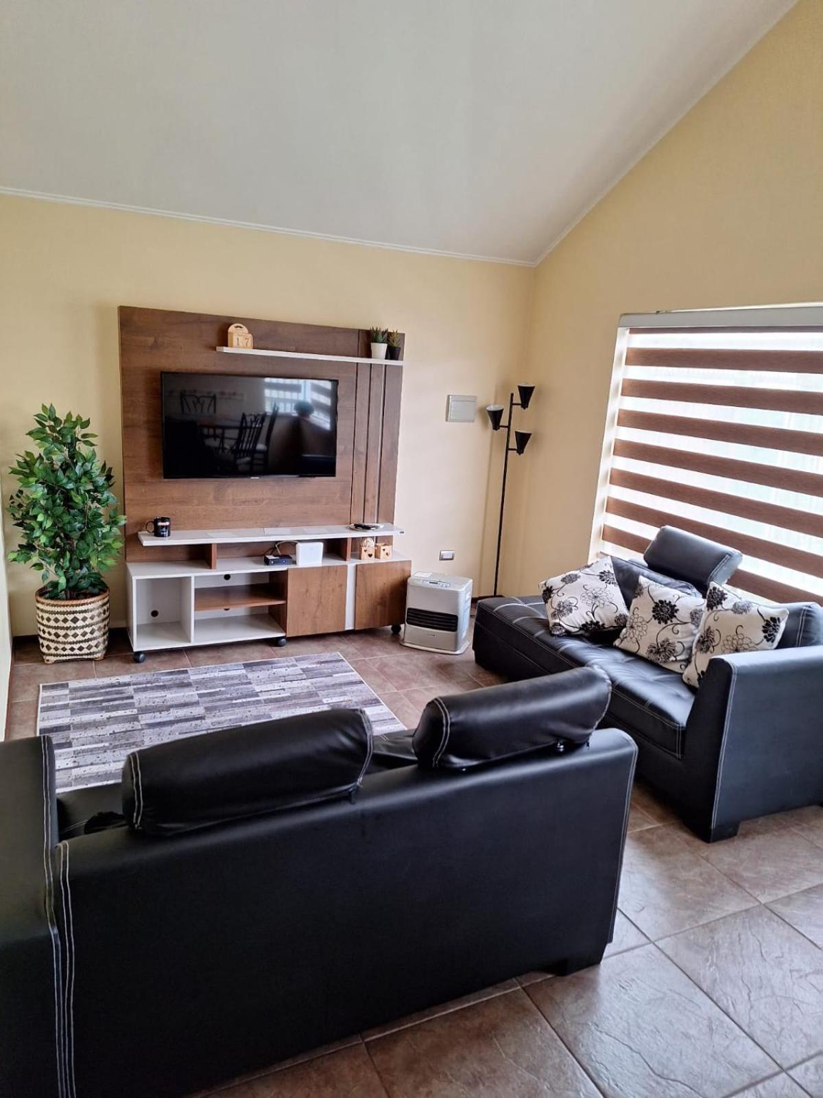 Three-Bedroom House photo 1