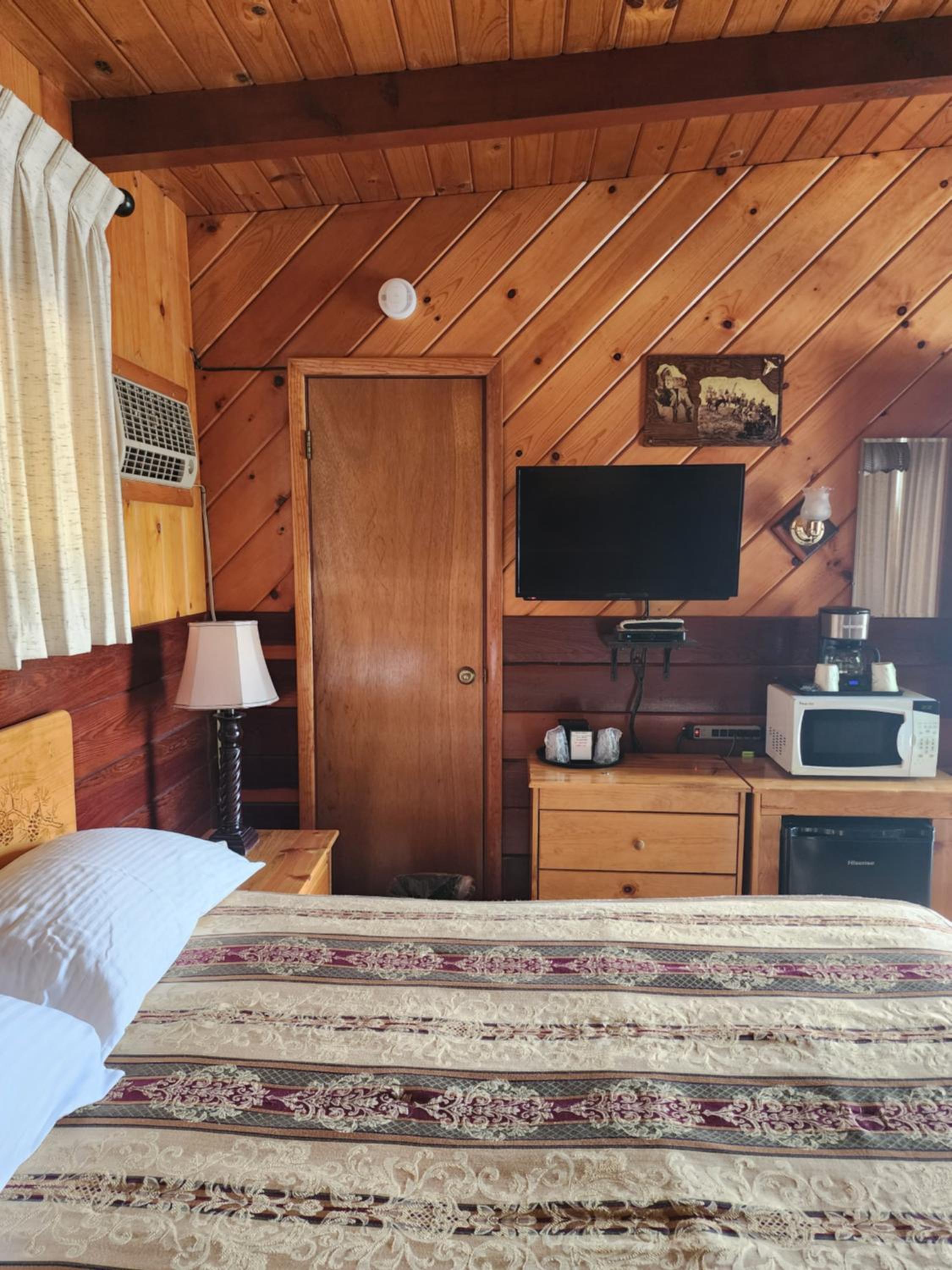 Queen Room - Photo 4