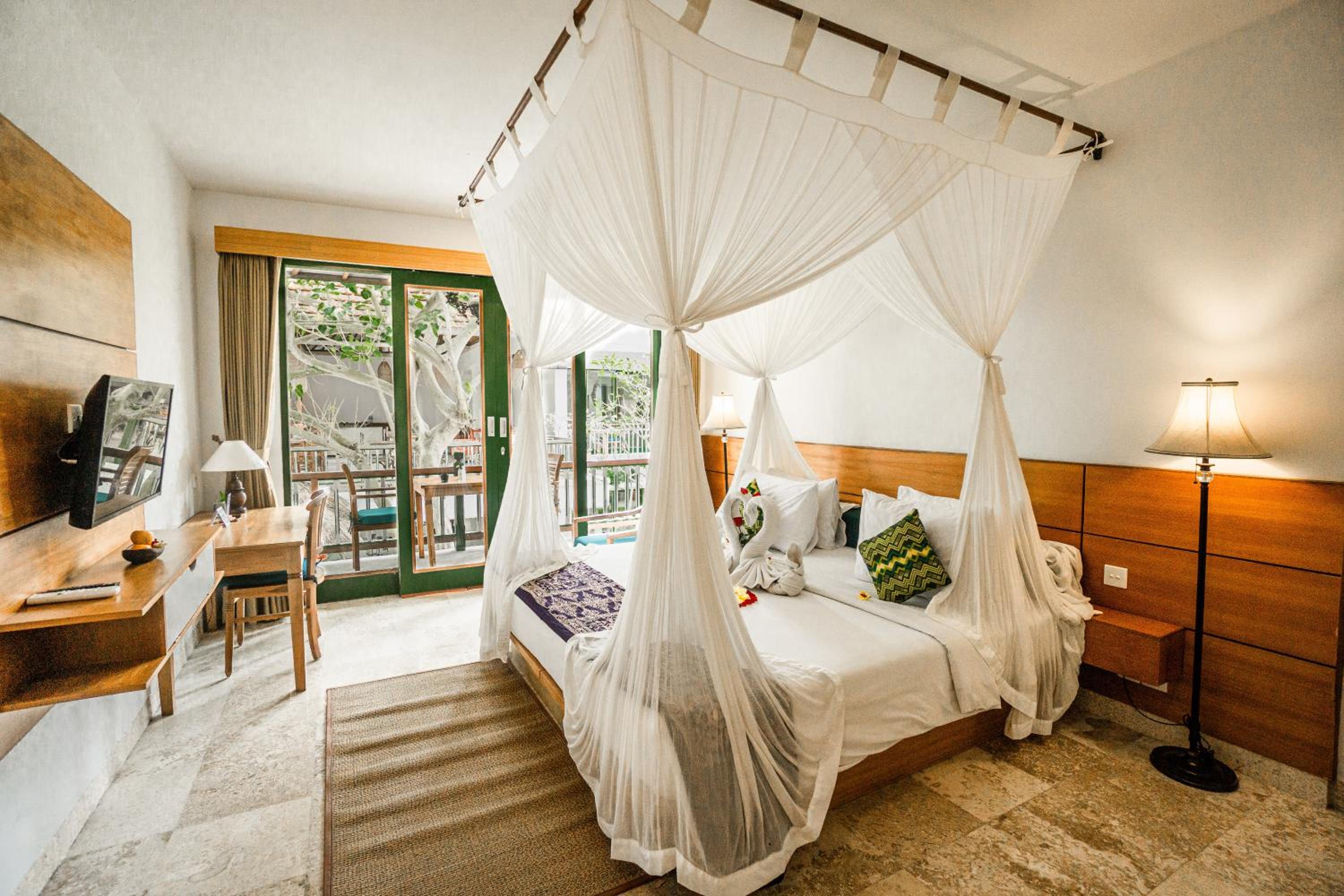 Sabana Deluxe with Pool View - Photo 32