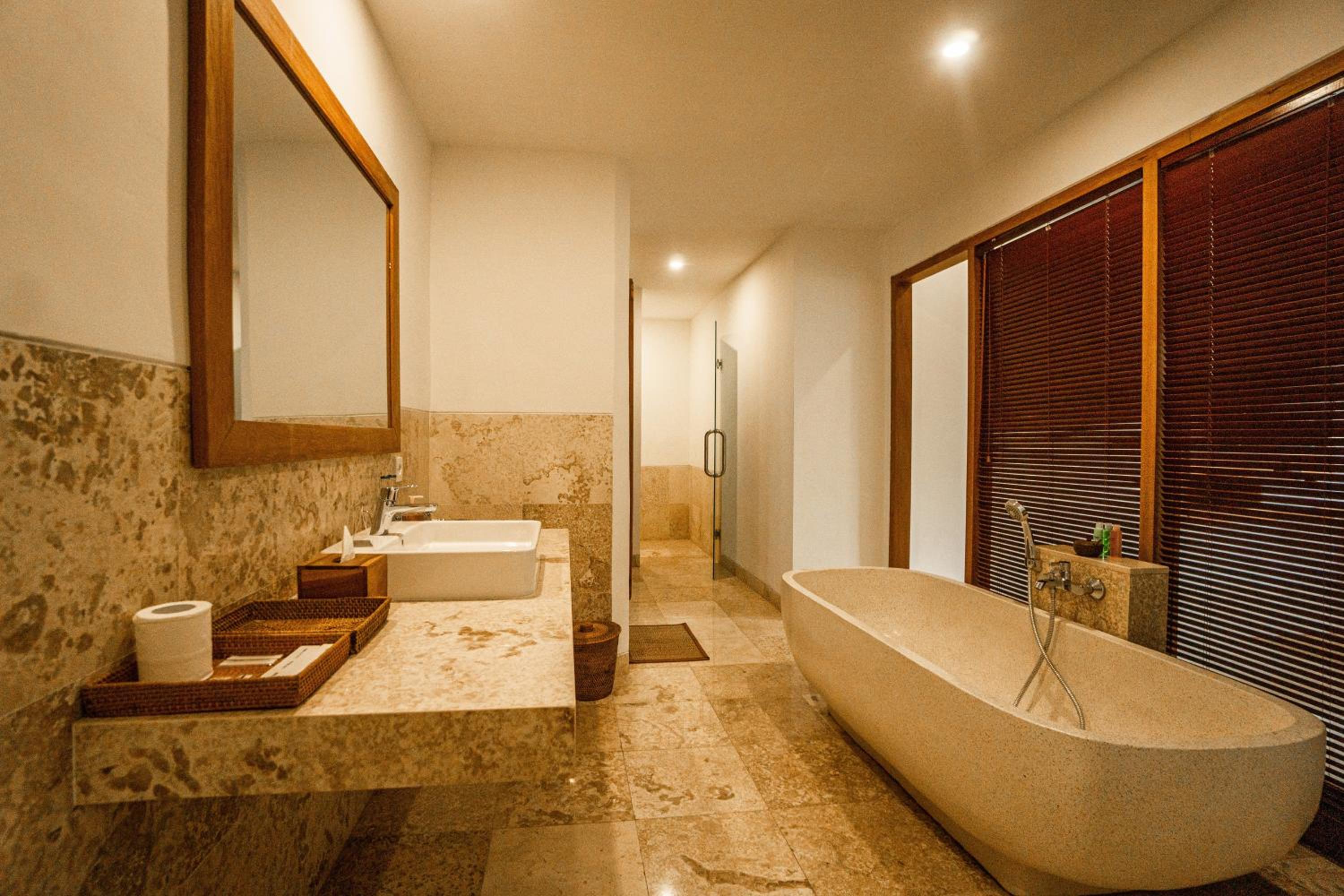 Sabana Deluxe with Pool View - Photo 28