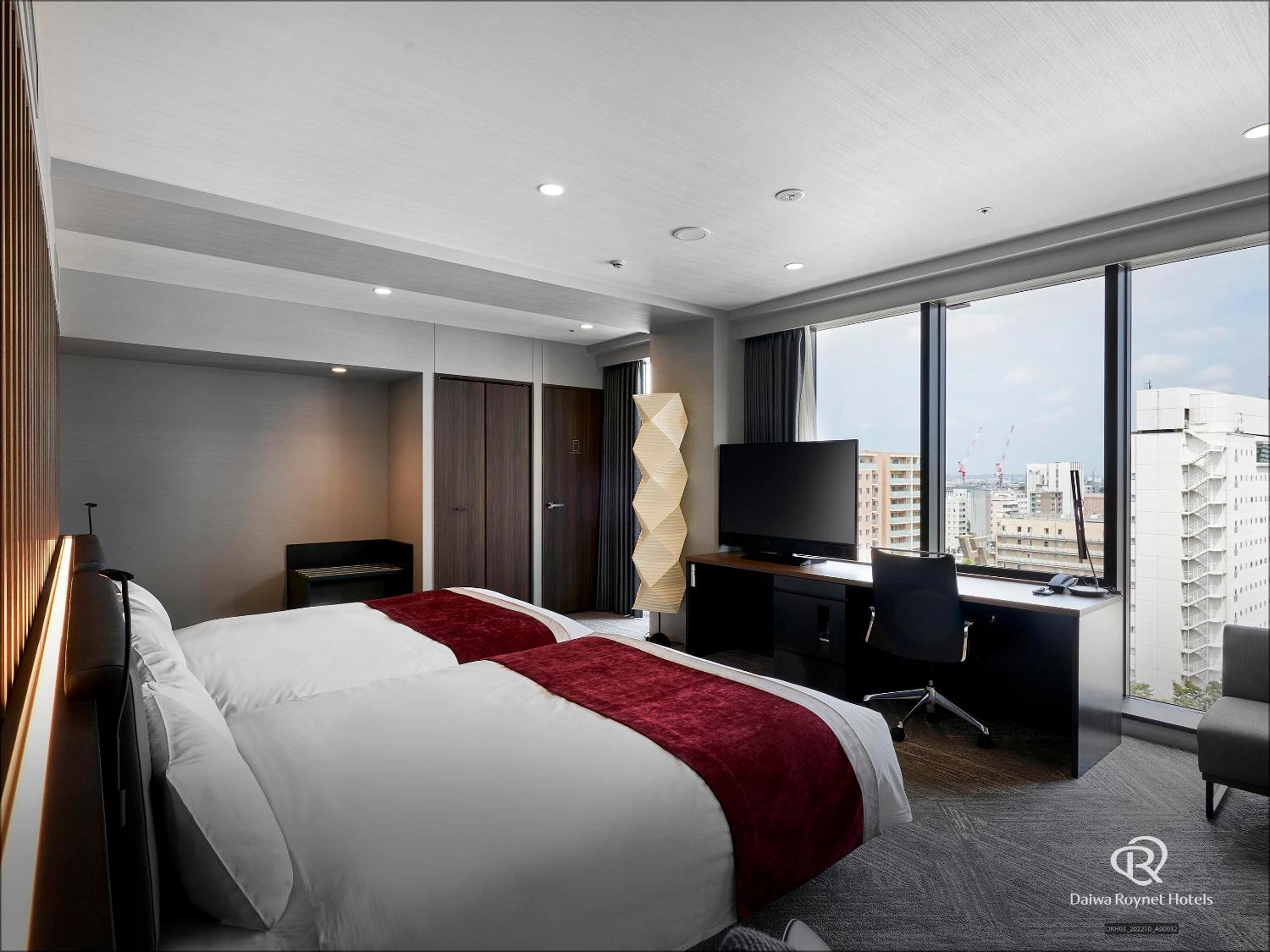 Junior Suite Twin - Photo 23