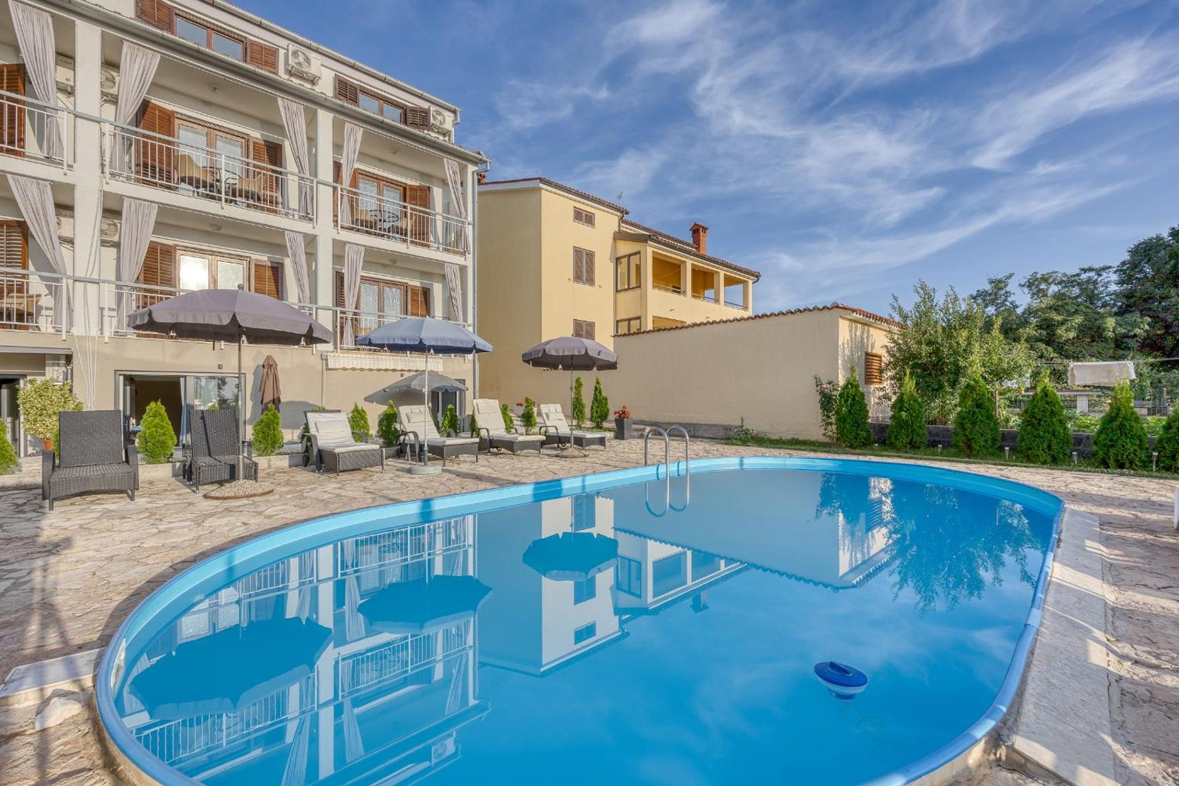 Apartment with Sea View - Photo 20