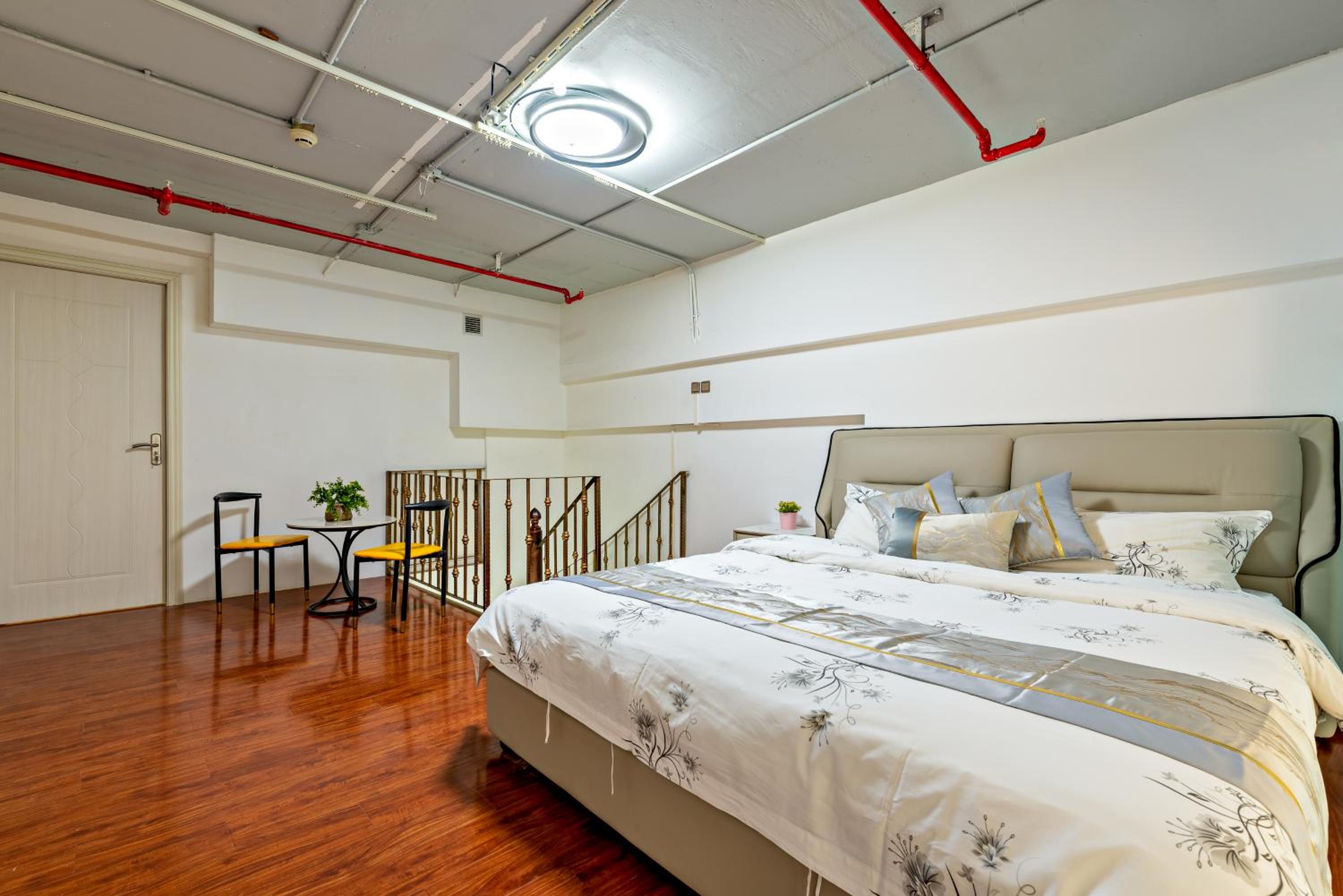 Duplex Apartment - Photo 13