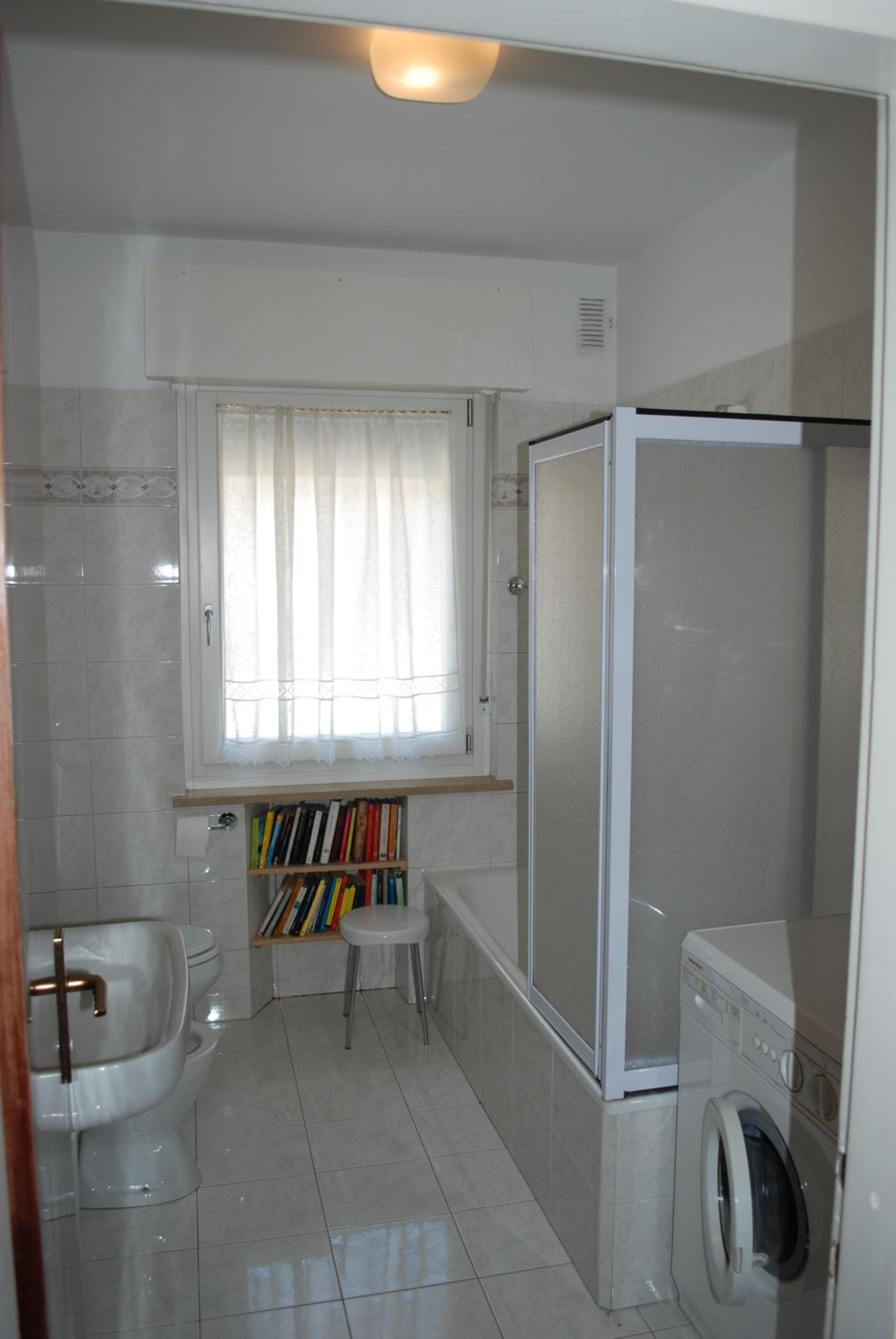 Three-Bedroom Apartment photo 2