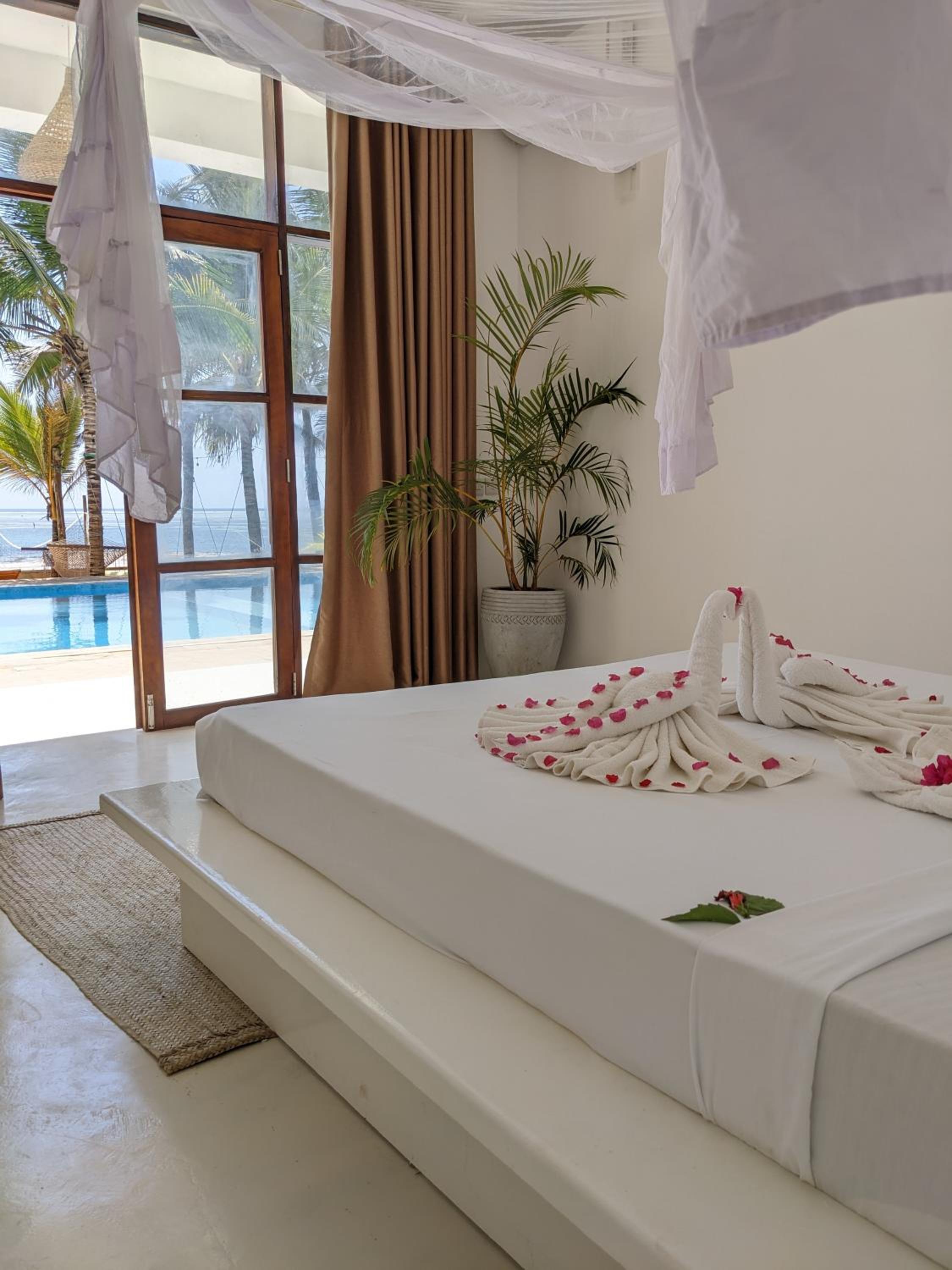 King Room with Sea View - Photo 9